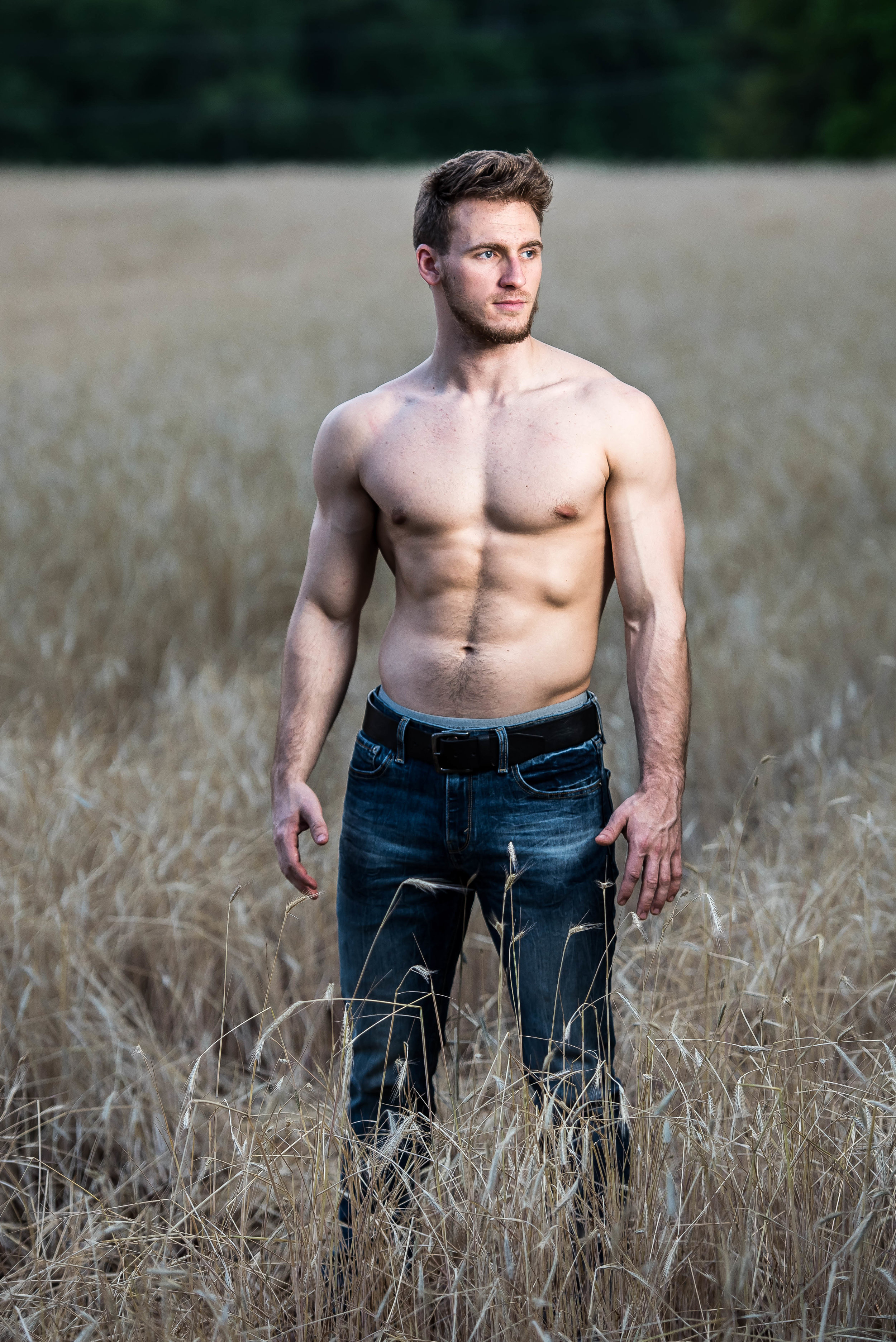 Couple Session - Fitness Couples - Tall Grass Field - Engagement Portrait Ideas - Engagement Session Ideas - Couple Session Ideas - Spring Picture Ideas-21.jpg