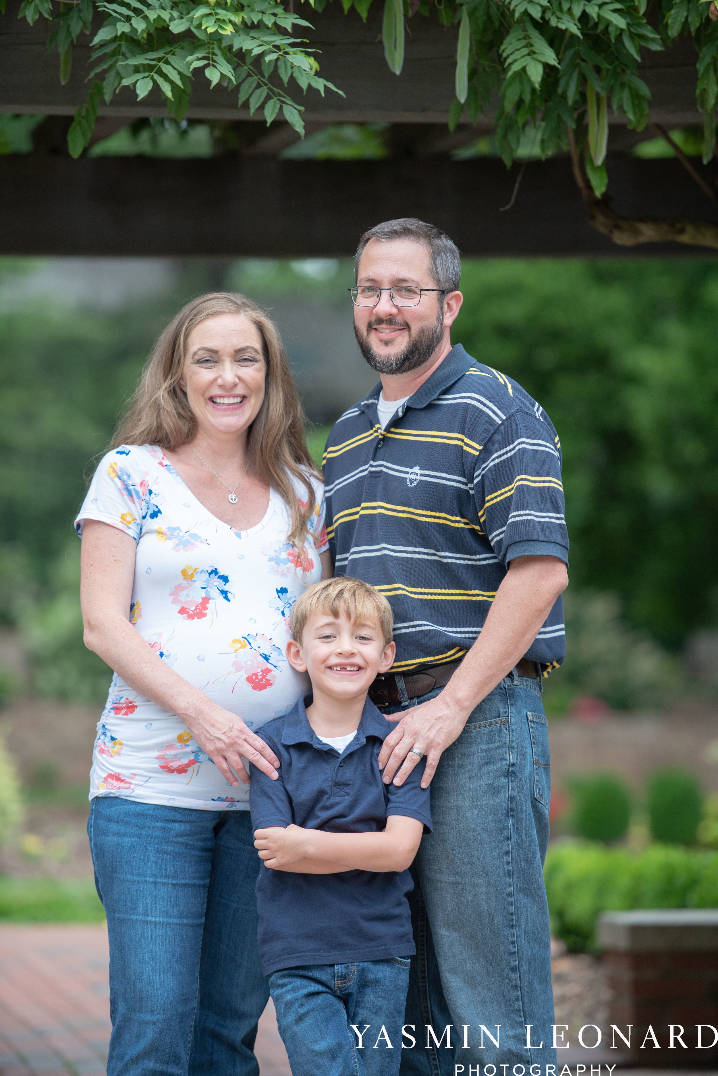 Tanglewood NC - Tanglewood Maternity Session - Bermuda Run - Maternity Session - NC Photographer - Tanglewood Park - Yasmin Leonard Photography-11.jpg