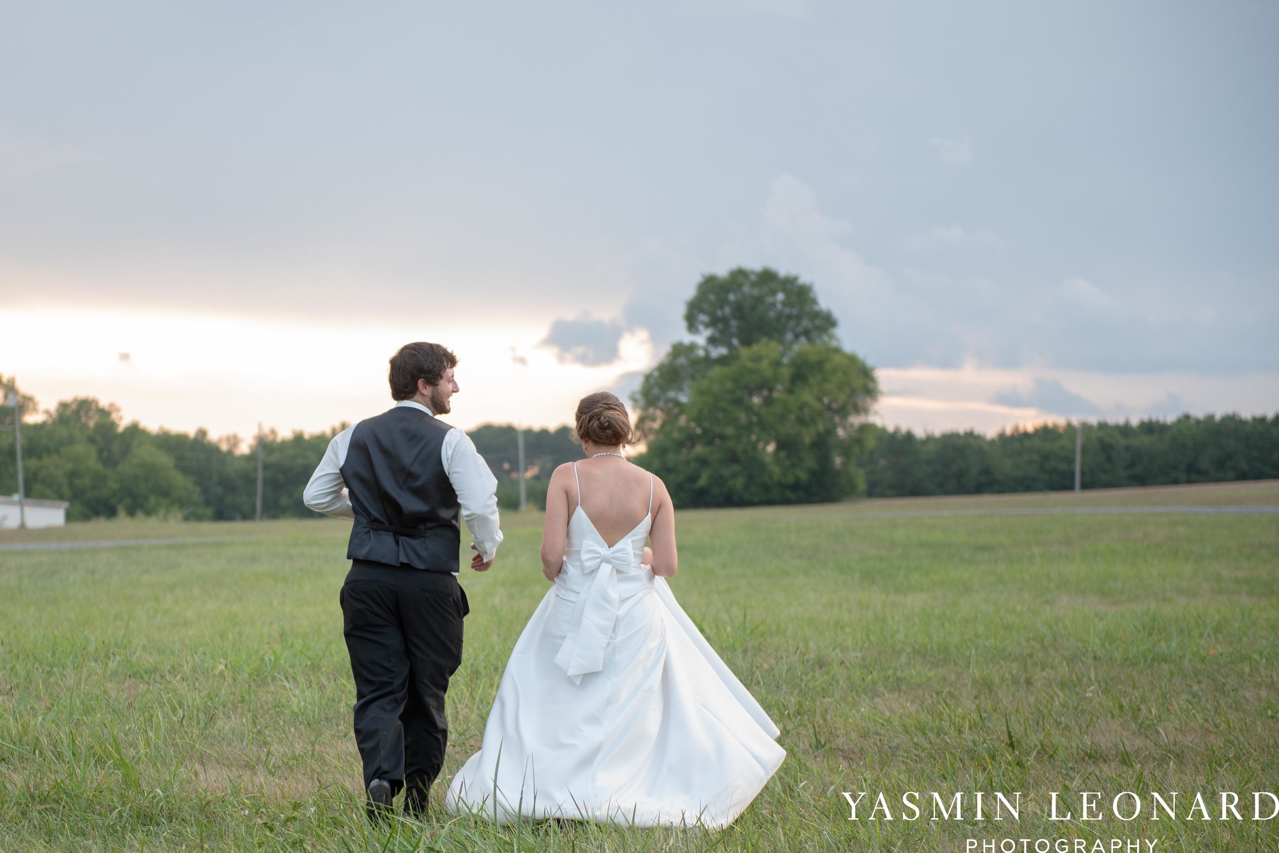 L'abri at Linwood - Linwood Weddings - Lexingon Weddings - Outdoor Weddings - Barn Weddings - Triad Wedding Venues - NC Venues - NC Weddings - Yasmin Leonard Photography-75.jpg