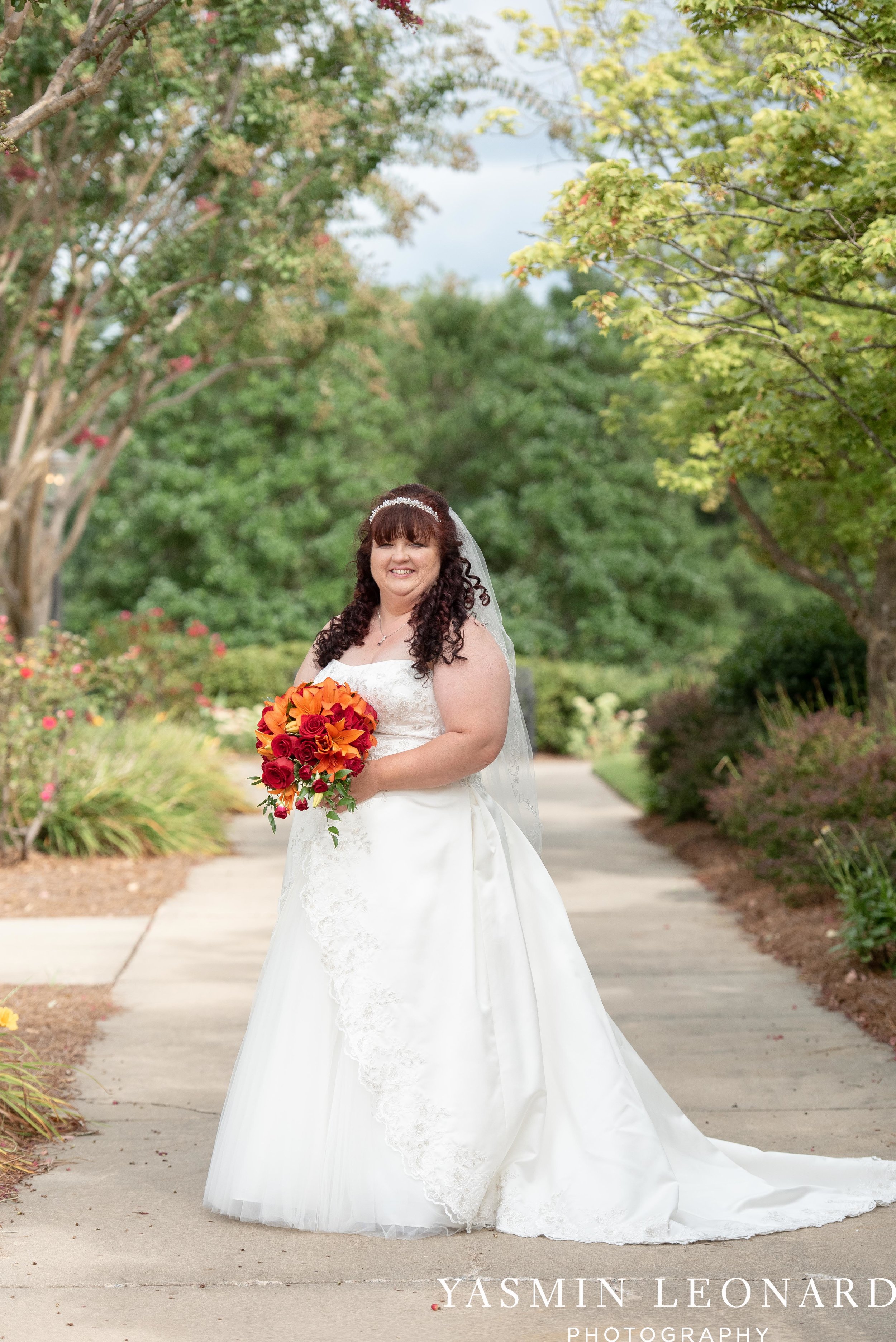 High Point Country Club - Orange and Red Wedding - Country Wedding - Cowboy Hat Wedding - Country Club Wedding - High Point NC - Yasmin Leonard Photography-9.jpg