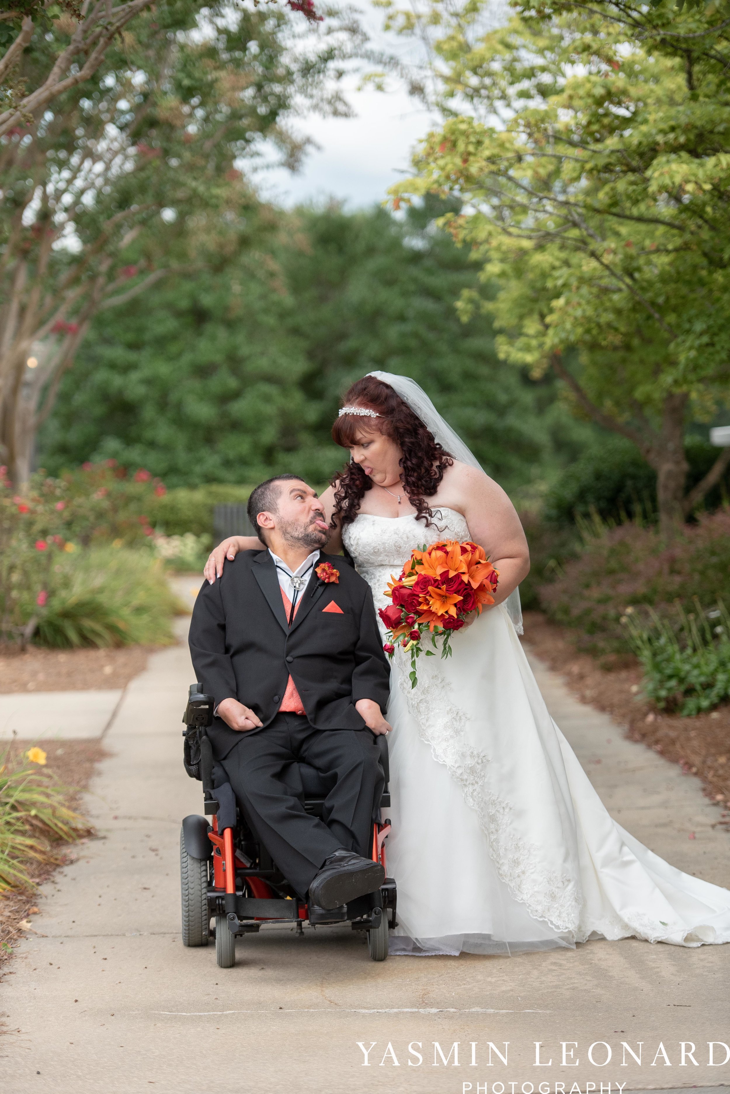 High Point Country Club - Orange and Red Wedding - Country Wedding - Cowboy Hat Wedding - Country Club Wedding - High Point NC - Yasmin Leonard Photography-32.jpg