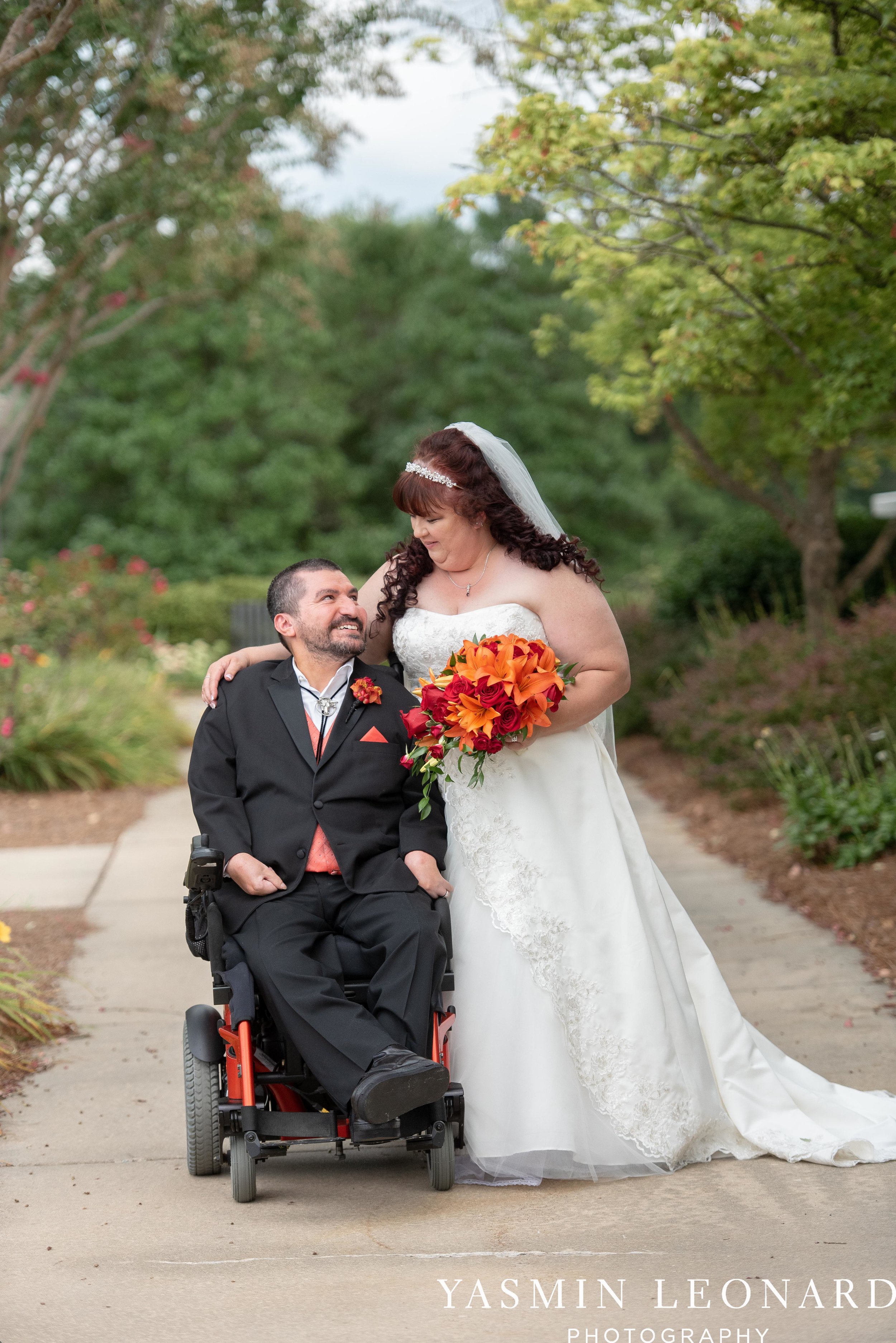 High Point Country Club - Orange and Red Wedding - Country Wedding - Cowboy Hat Wedding - Country Club Wedding - High Point NC - Yasmin Leonard Photography-35.jpg