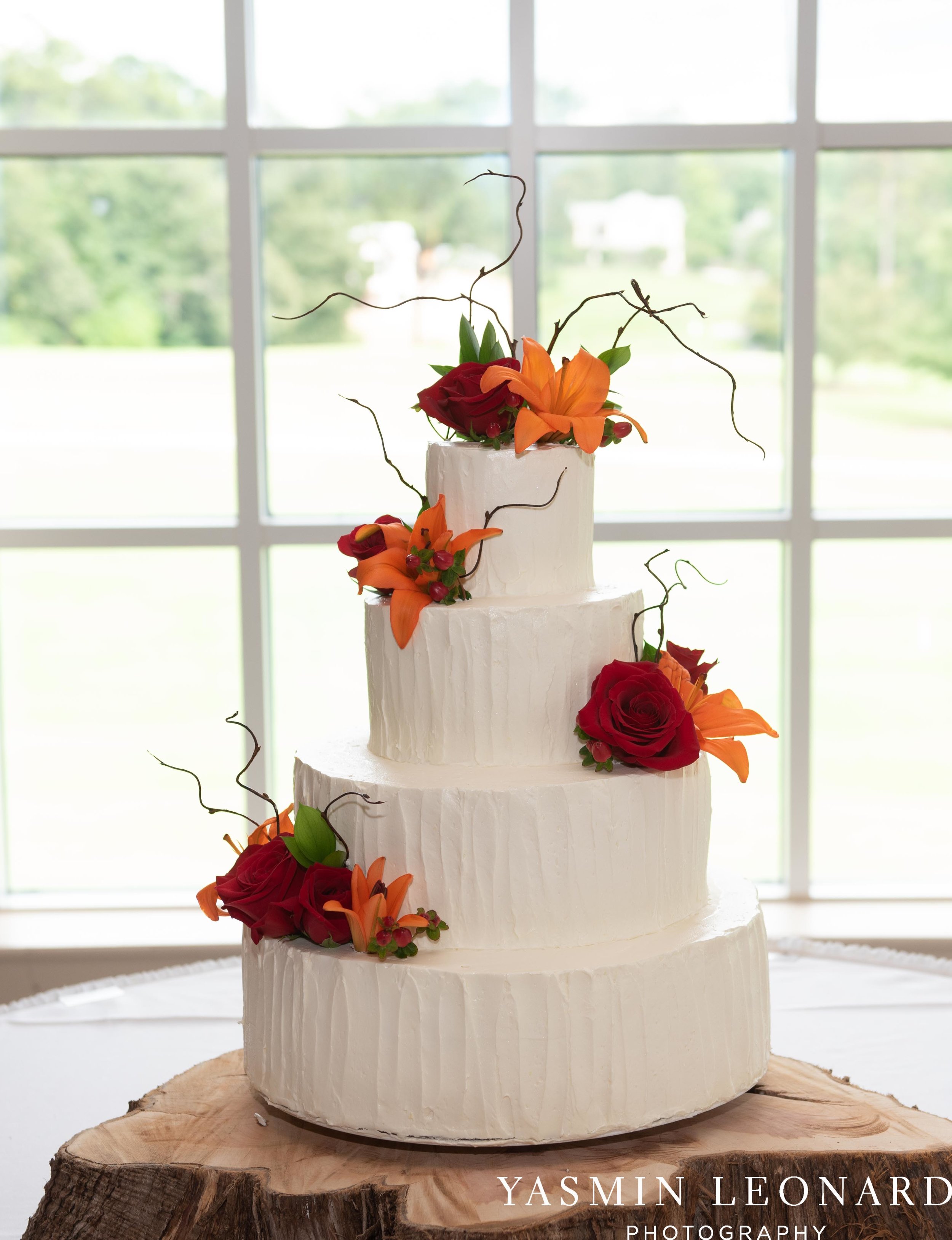 High Point Country Club - Orange and Red Wedding - Country Wedding - Cowboy Hat Wedding - Country Club Wedding - High Point NC - Yasmin Leonard Photography-41.jpg