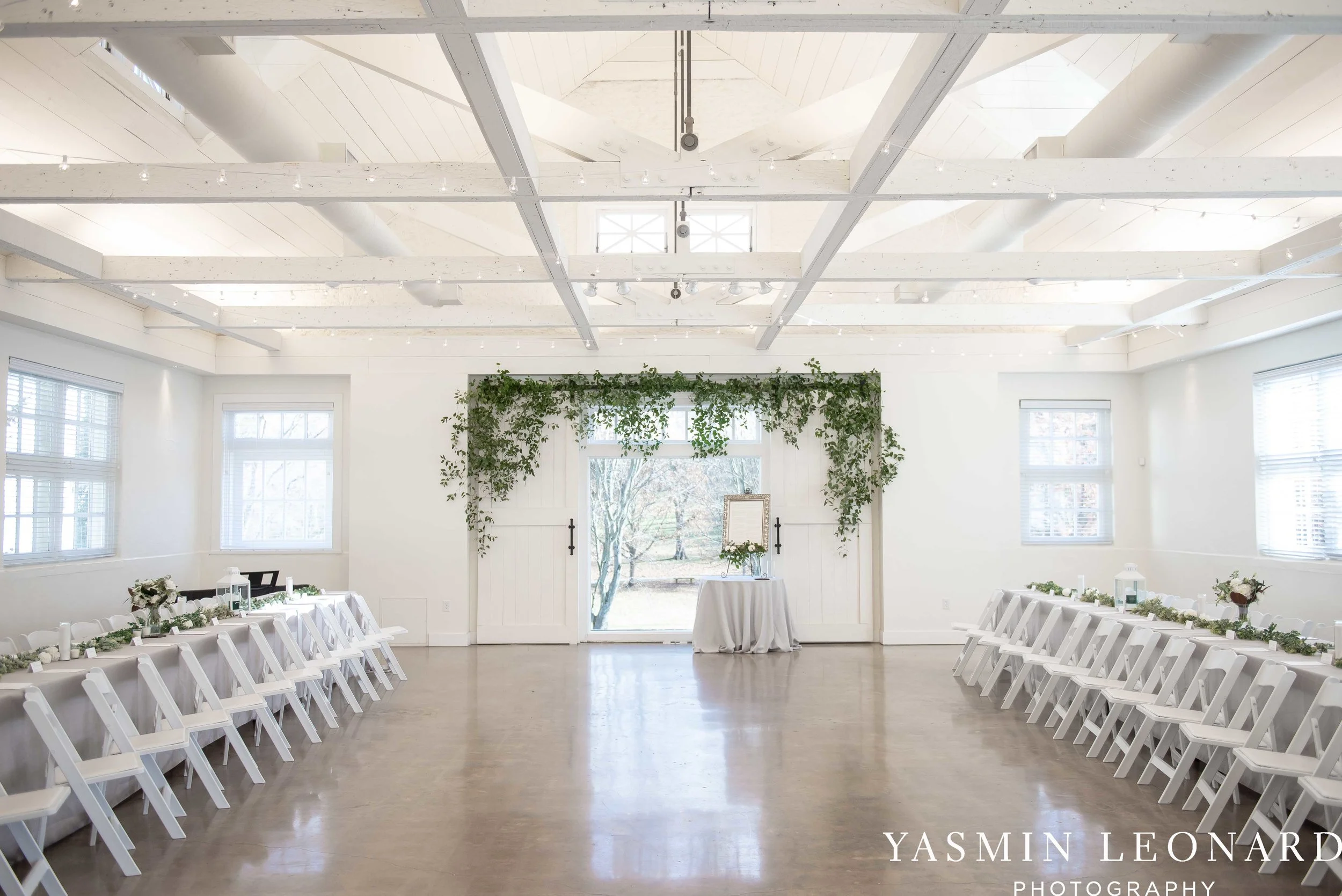 Barn at Reynolda Village - Winston Salem Wedding - White and Green Wedding - NC Wedding - NC Barns - Yasmin Leonard Photography-7.jpg