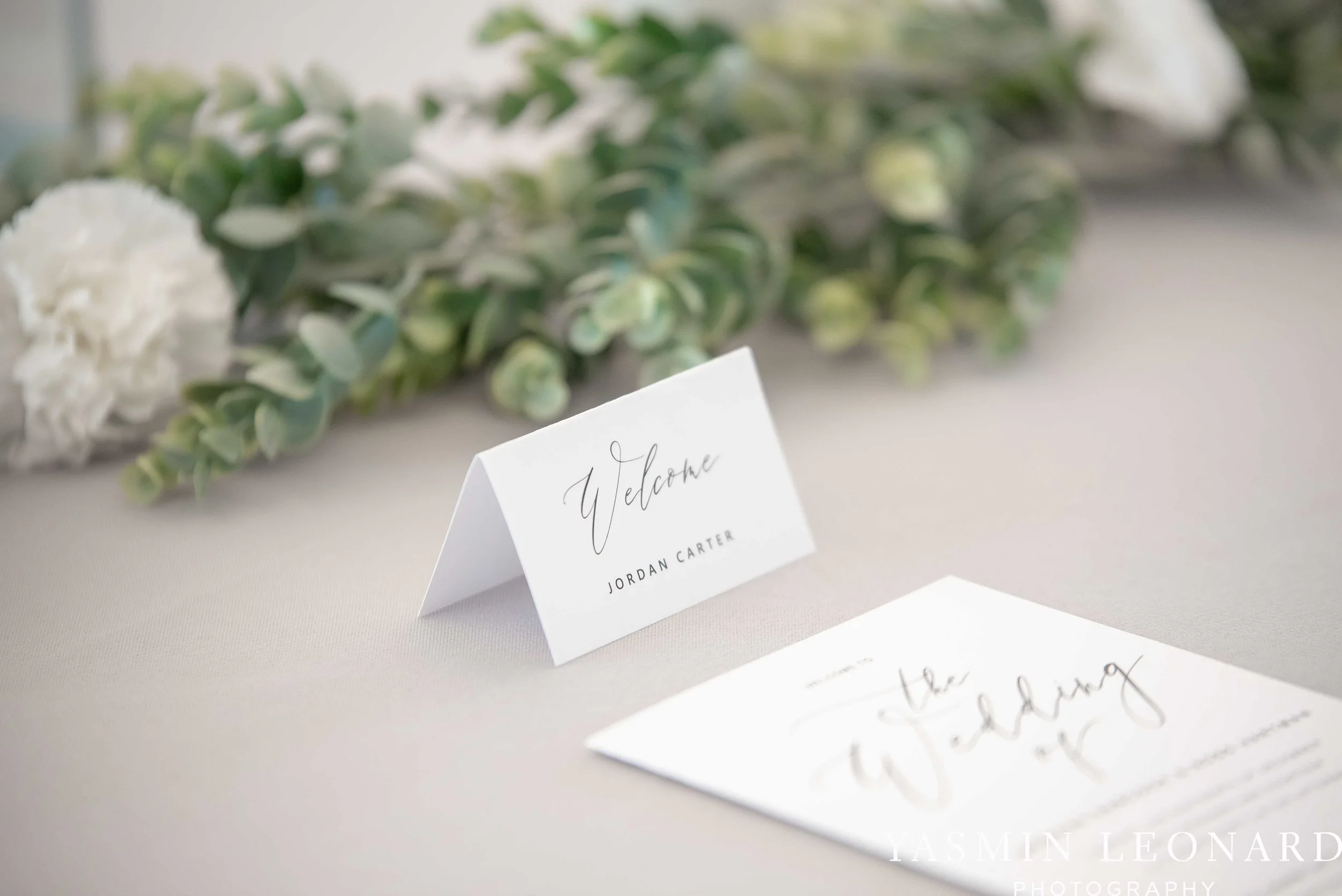Barn at Reynolda Village - Winston Salem Wedding - White and Green Wedding - NC Wedding - NC Barns - Yasmin Leonard Photography-12.jpg