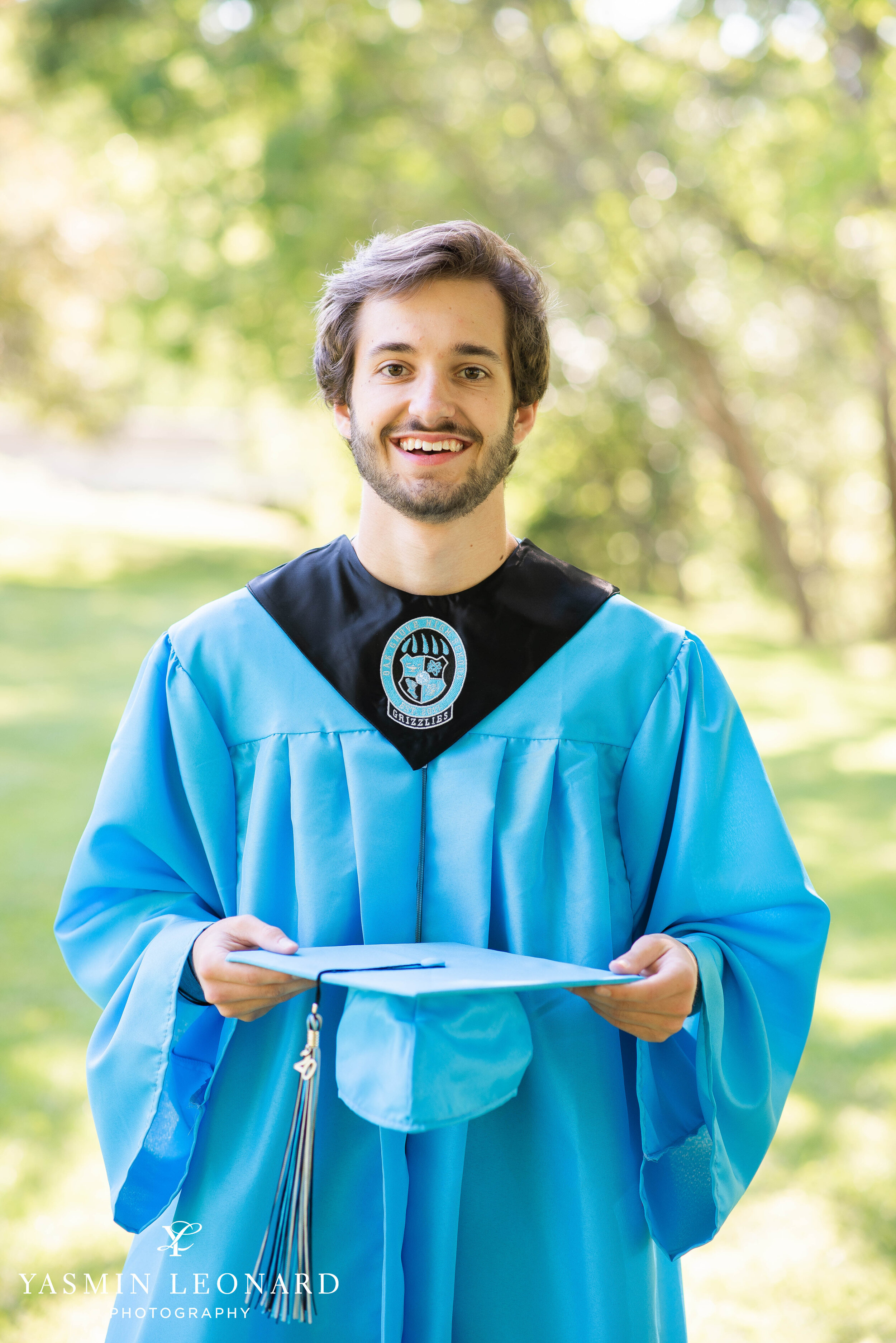 Cap and Gown Portraits - Guy Senior Poses - Cap and Gown Ideas - Graduation Ideas - Yasmin Leonard Photography-1.jpg