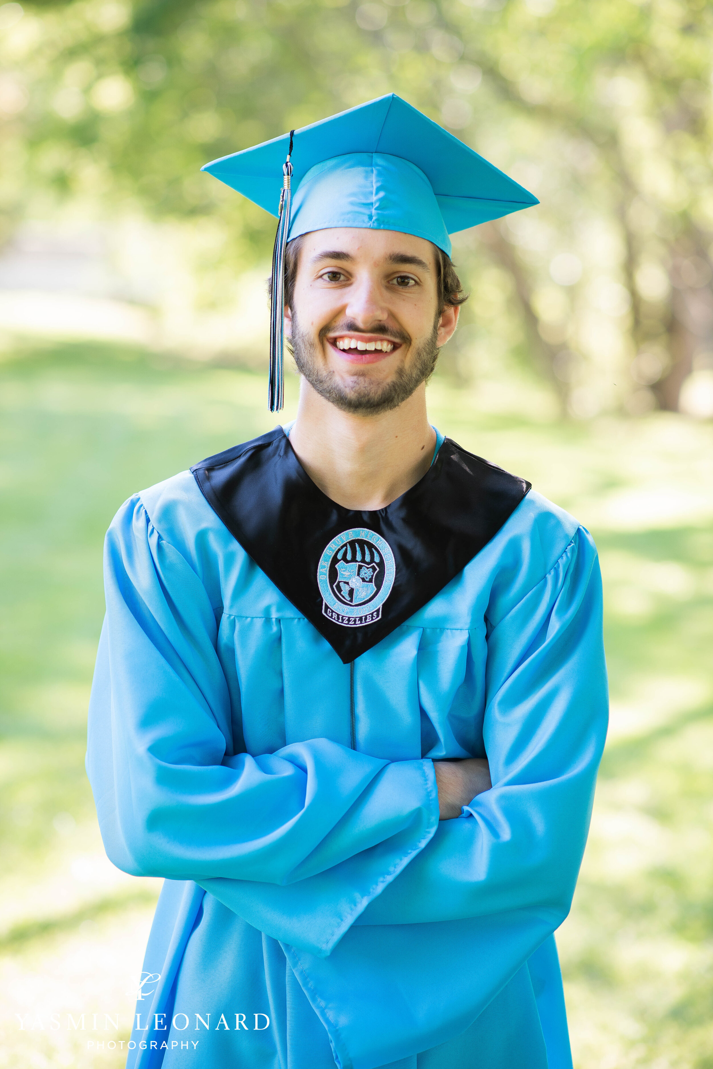 Cap and Gown Portraits - Guy Senior Poses - Cap and Gown Ideas - Graduation Ideas - Yasmin Leonard Photography-3.jpg