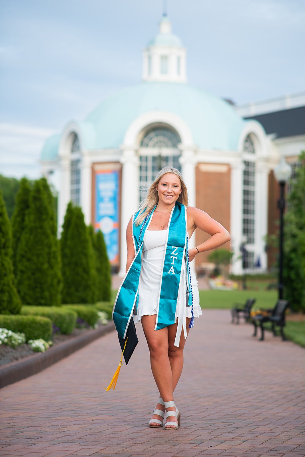 HPU Graduation _ Nicole _ Yasmin Leonard Photography-326.jpg