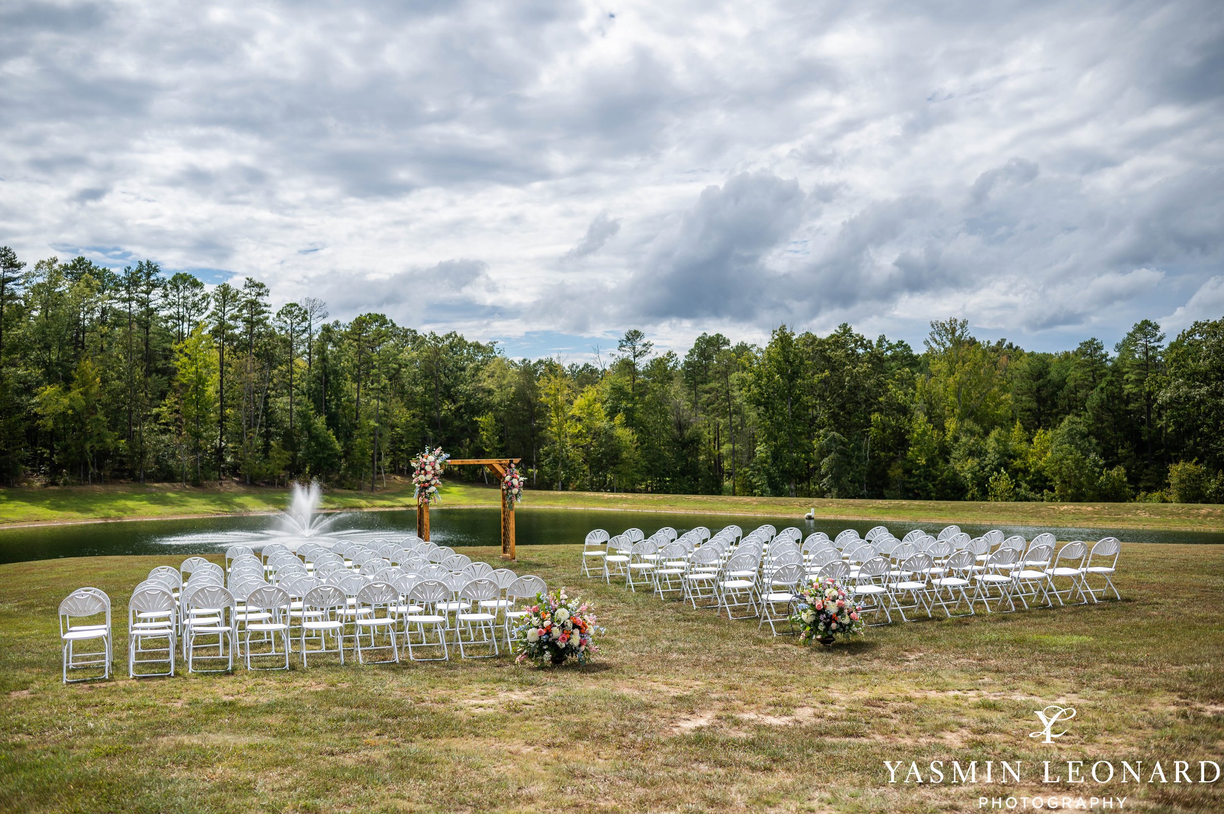 Secret Meadows at Green Dell Farm - Wedding in Thomasville - Barn Wedding in the Triad - High Point Wedding Photographer - Yasmin Leonard Photography -15.jpg