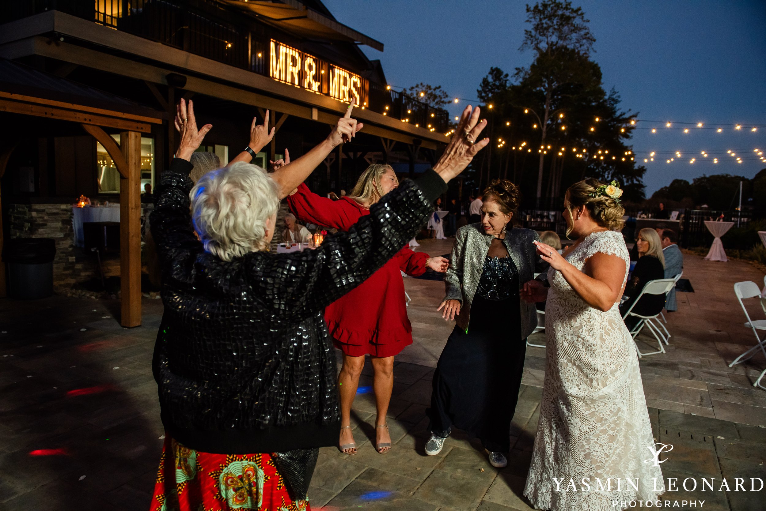 Sherry and Dan - The Lodges at Lake Norman - Lake Norman Wedding - Lake Norman Wedding Photographers - Yasmin Leonard Photography-47.jpg