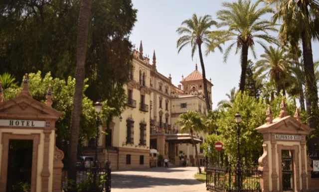 LUXURY IN THE HEART OF SEVILLE AT THE ALFONSO XIII HOTEL