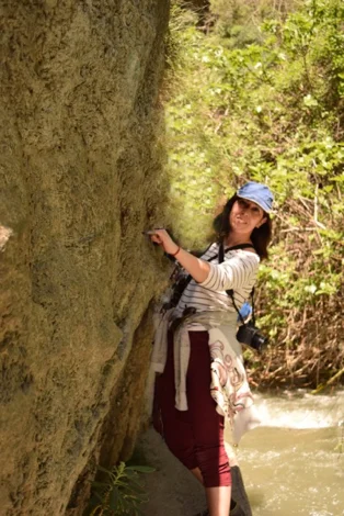 At points along the wall you will be grateful for the iron handholds that help you around some of the tighter spots.