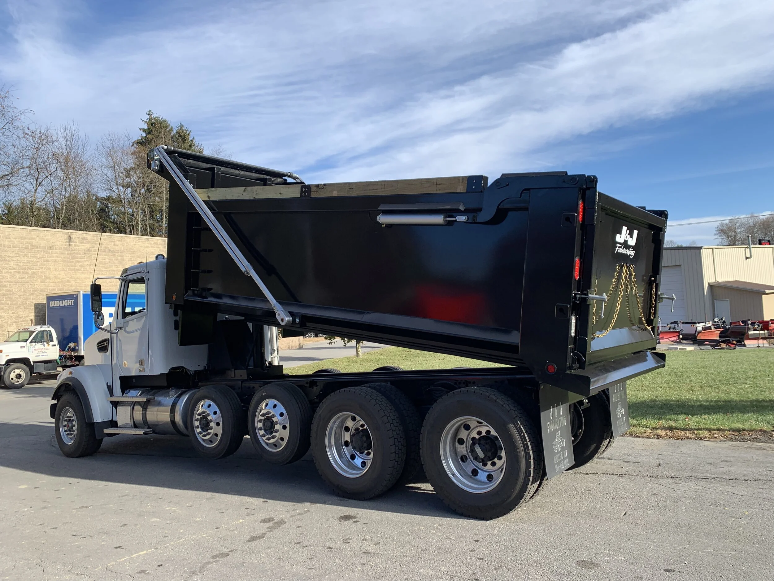 Truck Beds — J & J Fabricating