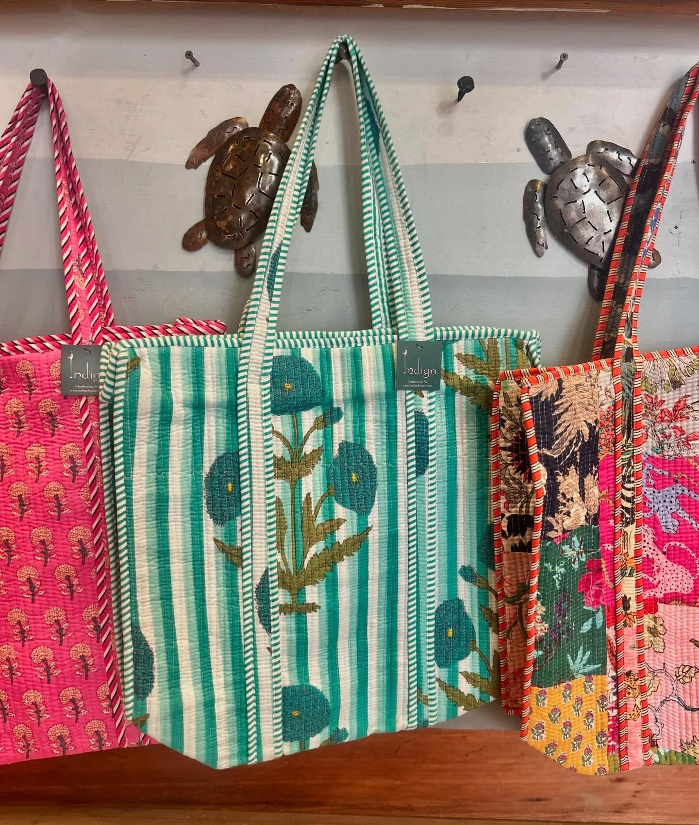 Obsessed with these handmade, hand printed, and reversible quilted cotton tote bags!!! We have so many different designs!! Ps we also have cosmetic bags!!!! 

#quiltedbags #charlestonsc #smallshop #cutestore