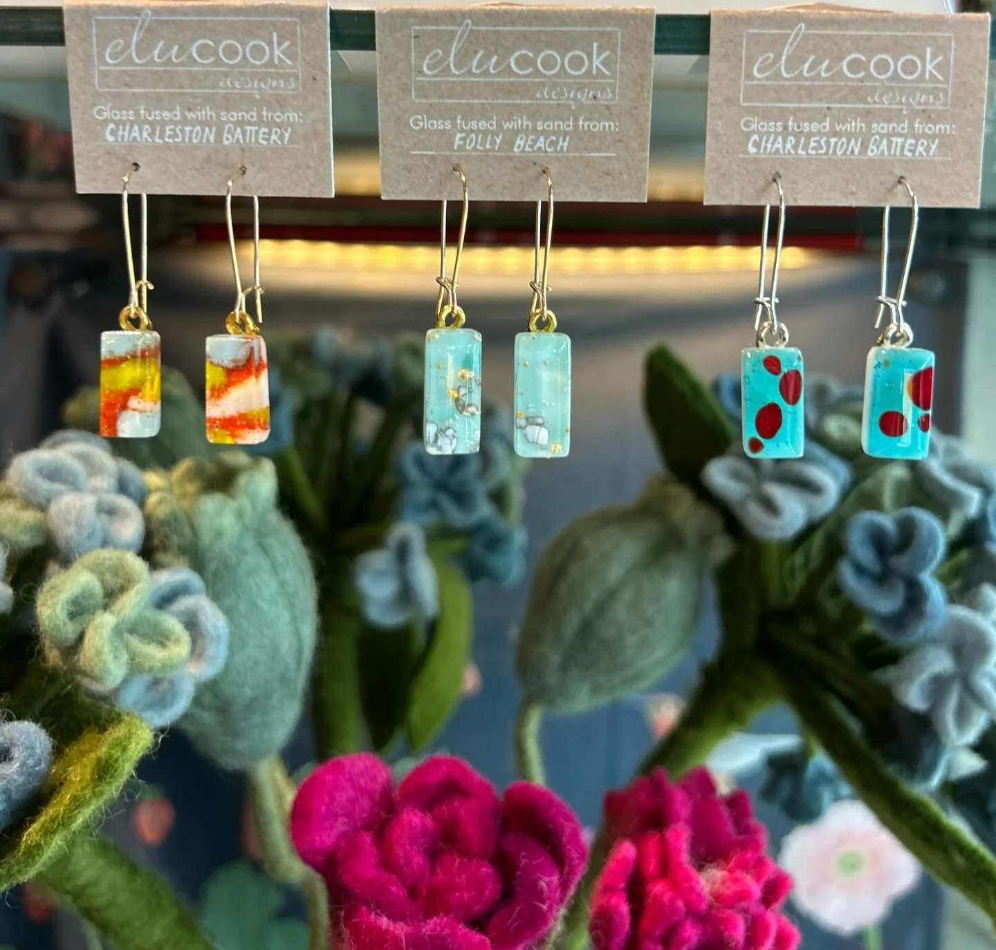 We just restocked some of our favorite local jewelry by @elucookdesigns !!!! These designs are handmade with sand from local beaches!!! Come by the store and see what other styles we have 🌞🌞🌞🌞 

#localjewlery #charlestonsc #localart #cutejewelry