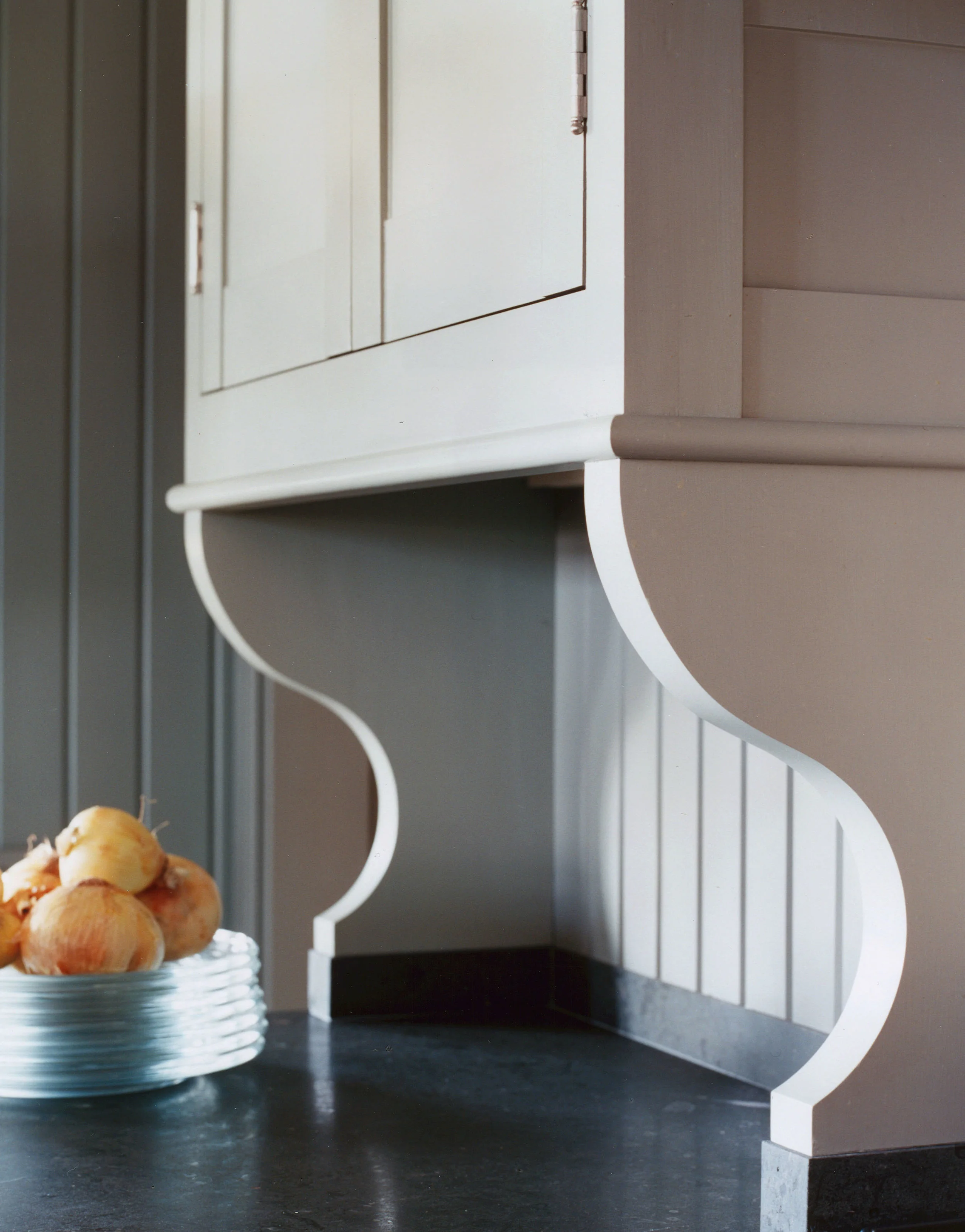 JULE POND KITCHEN DETAIL.jpg