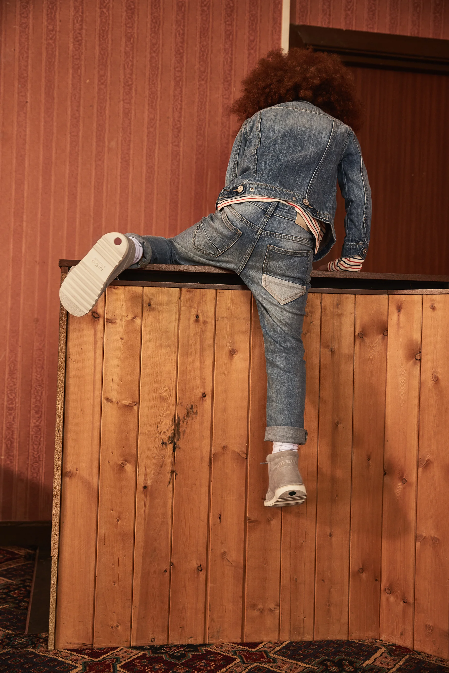 STORY_BOYS__KICKHI_GREY_2.jpg