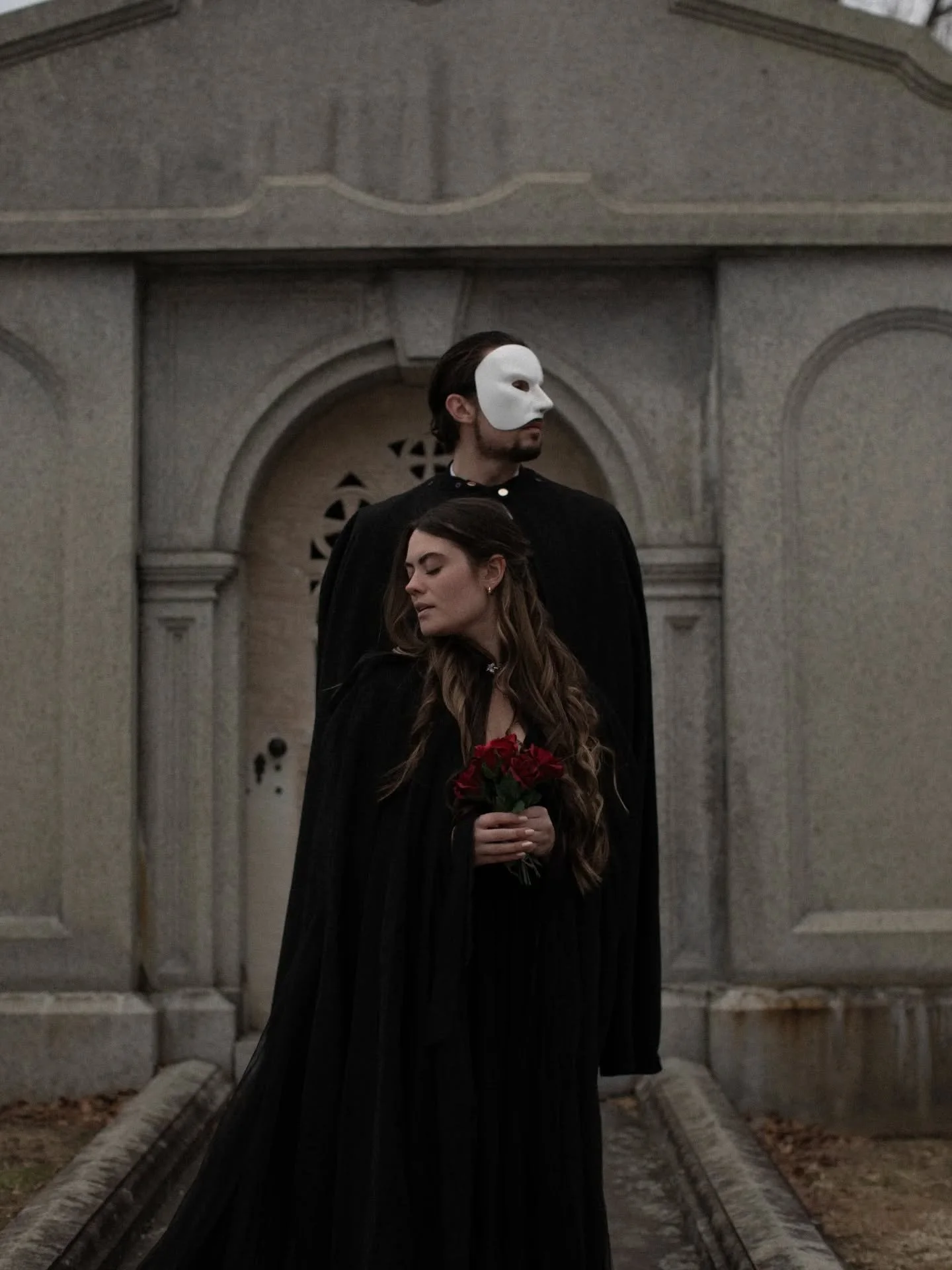 Another installment of the Phantom 🥀 thanks @madijrobertss for being Christine once again! And @jackmdawson for joining us! 
&bull;
&bull;
&bull;
#phantomoftheopera #creativephotography #portraitphotography #portraitphotographer #cosplay