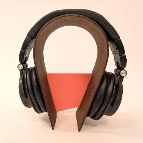 ✨ Upcoming Workshops at Snow Farm: The New England Craft Program ✨

Sign up for Spring and Summer retreat-style workshops with Dyllan! Explore segmented and/or curved forms in these woodworking classes. All experience levels are welcome!

These class