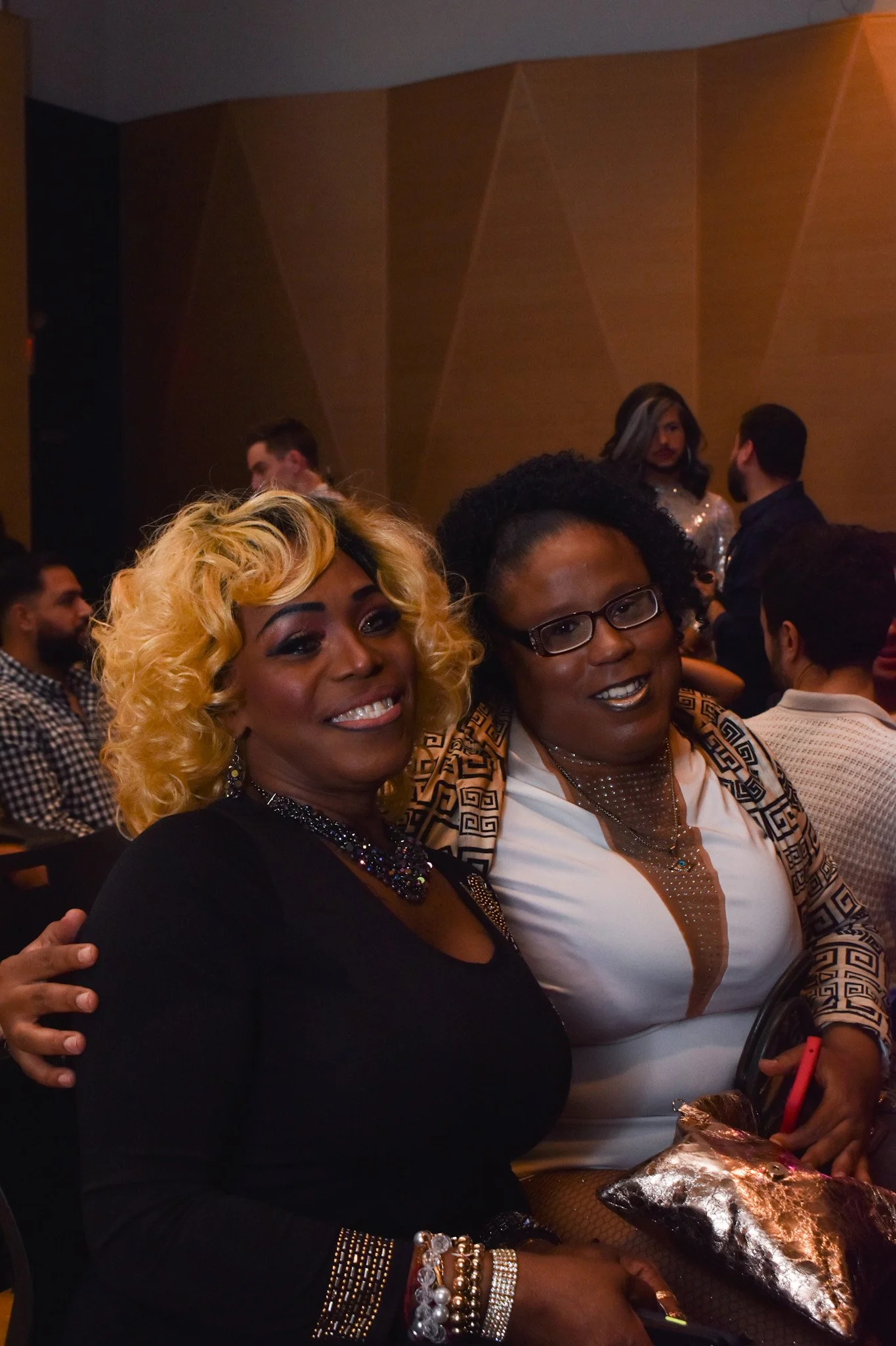 THE CENTER IMAGES(SELECT ORIGINALS)_081 copy.JPG