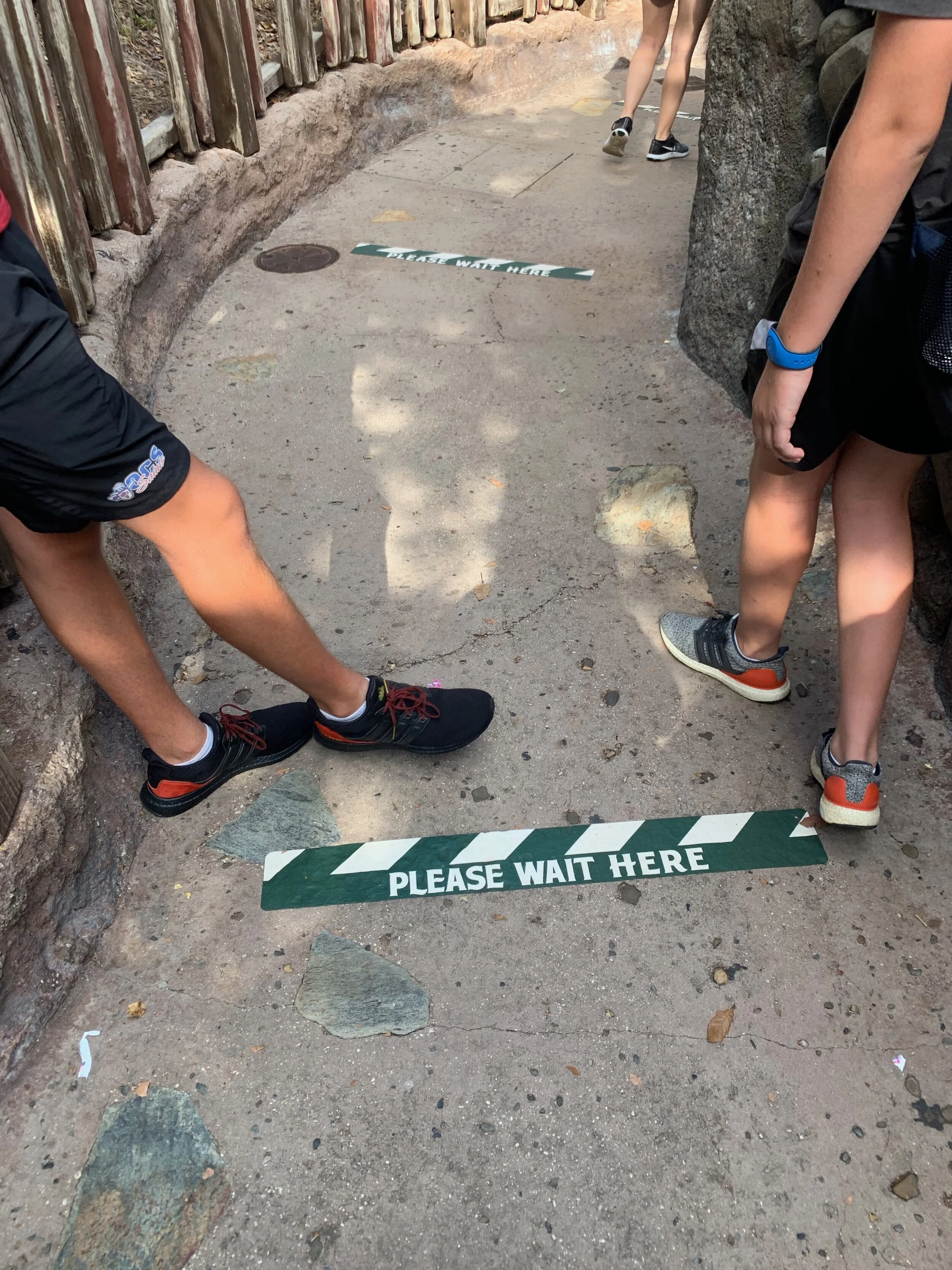 Social Distancing Markers