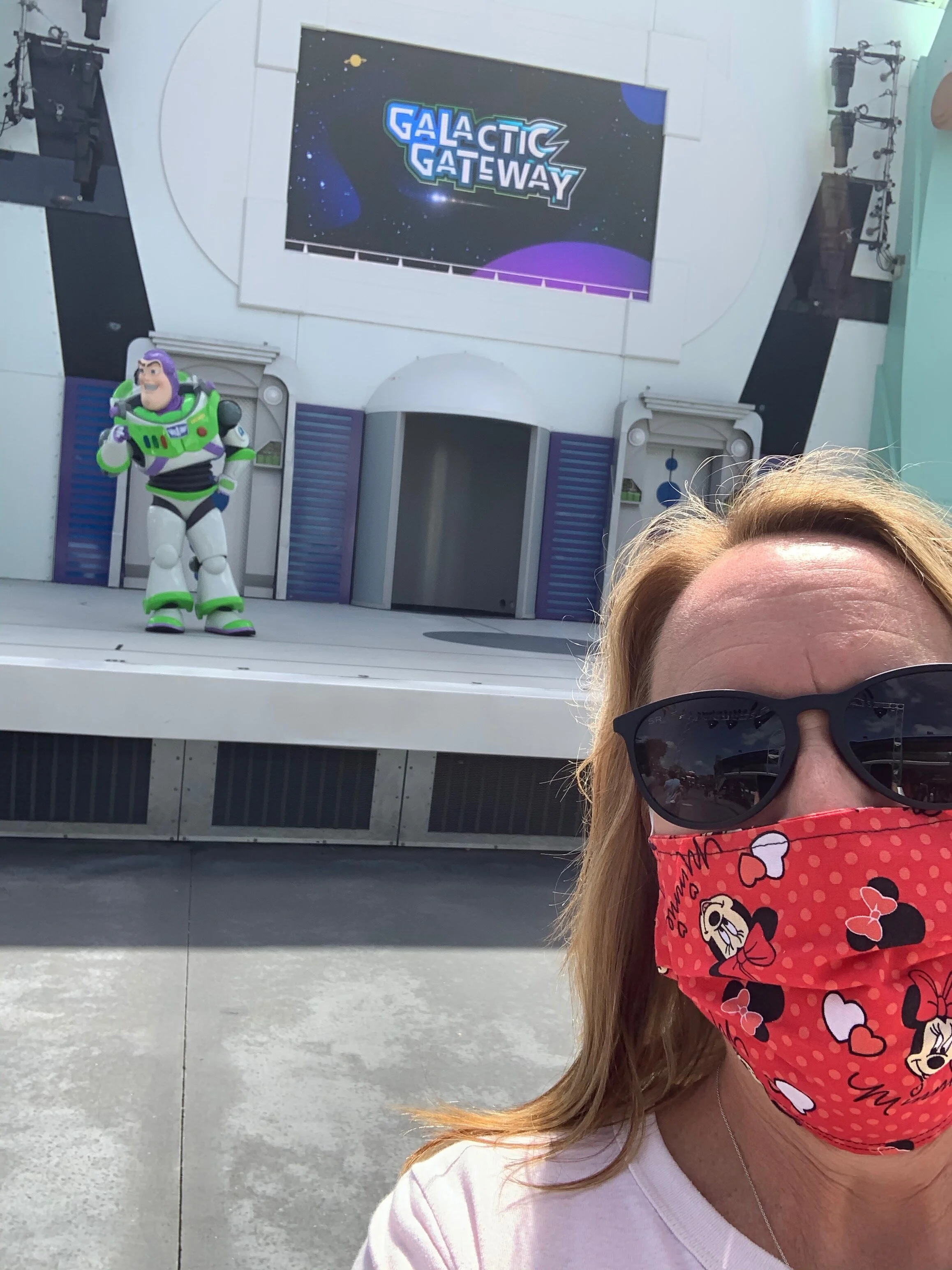 Be quick to grab a selfie!