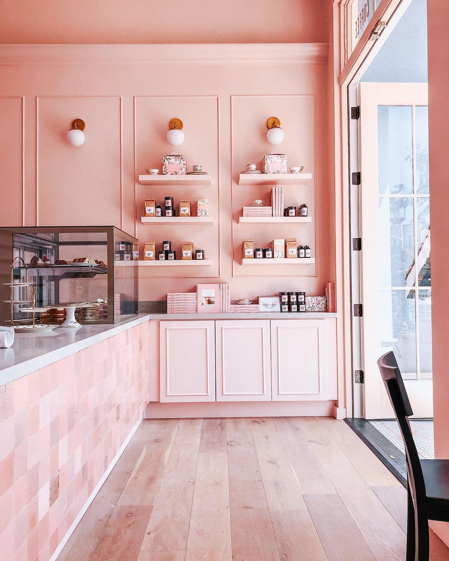 Nothing is sweeter than seeing a completed project look so delectable. Go check out @sweetlaurelbakery for all your grain-free, glutton-free, sugar-free, &amp; dairy-free sweet tooth needs. 
.
.
.
Designed by @clairethomas 
📸 @stodarophoto