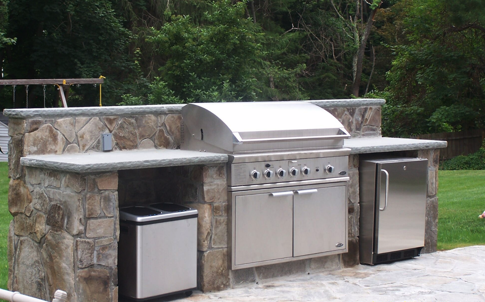 Westchester County, NY swimming pool patio and outdoor kitchen (Copy)