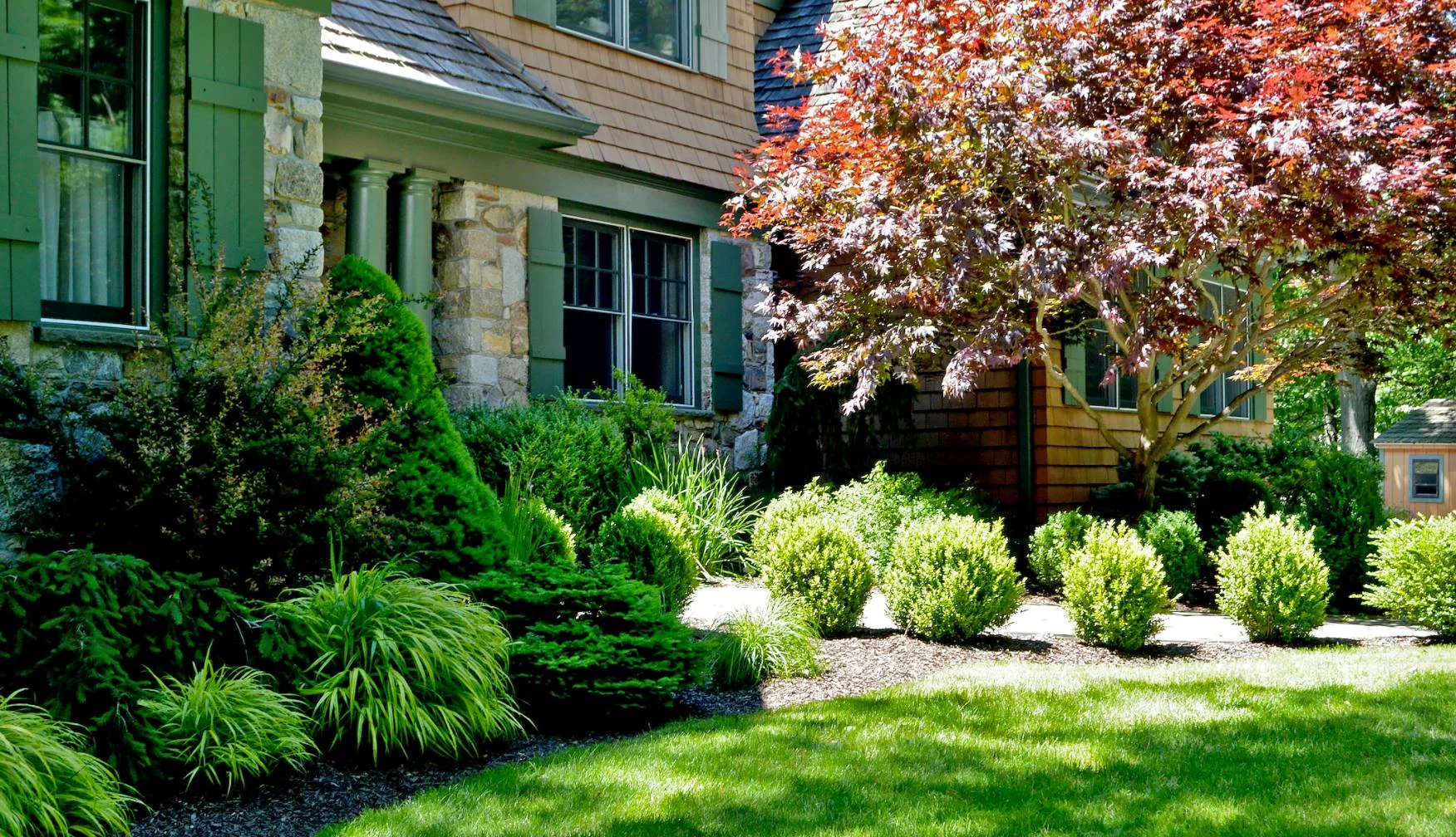 Unique Ideas for Foundation Plantings in your Cortlandt Manor, NY