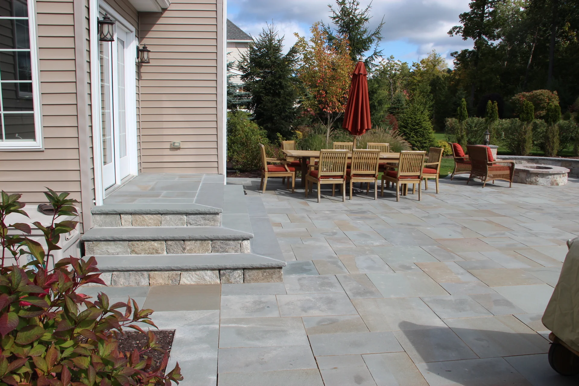 4 Landscaping Ideas for Bringing the Colors of Fall to your Yorktown, NY, Yard