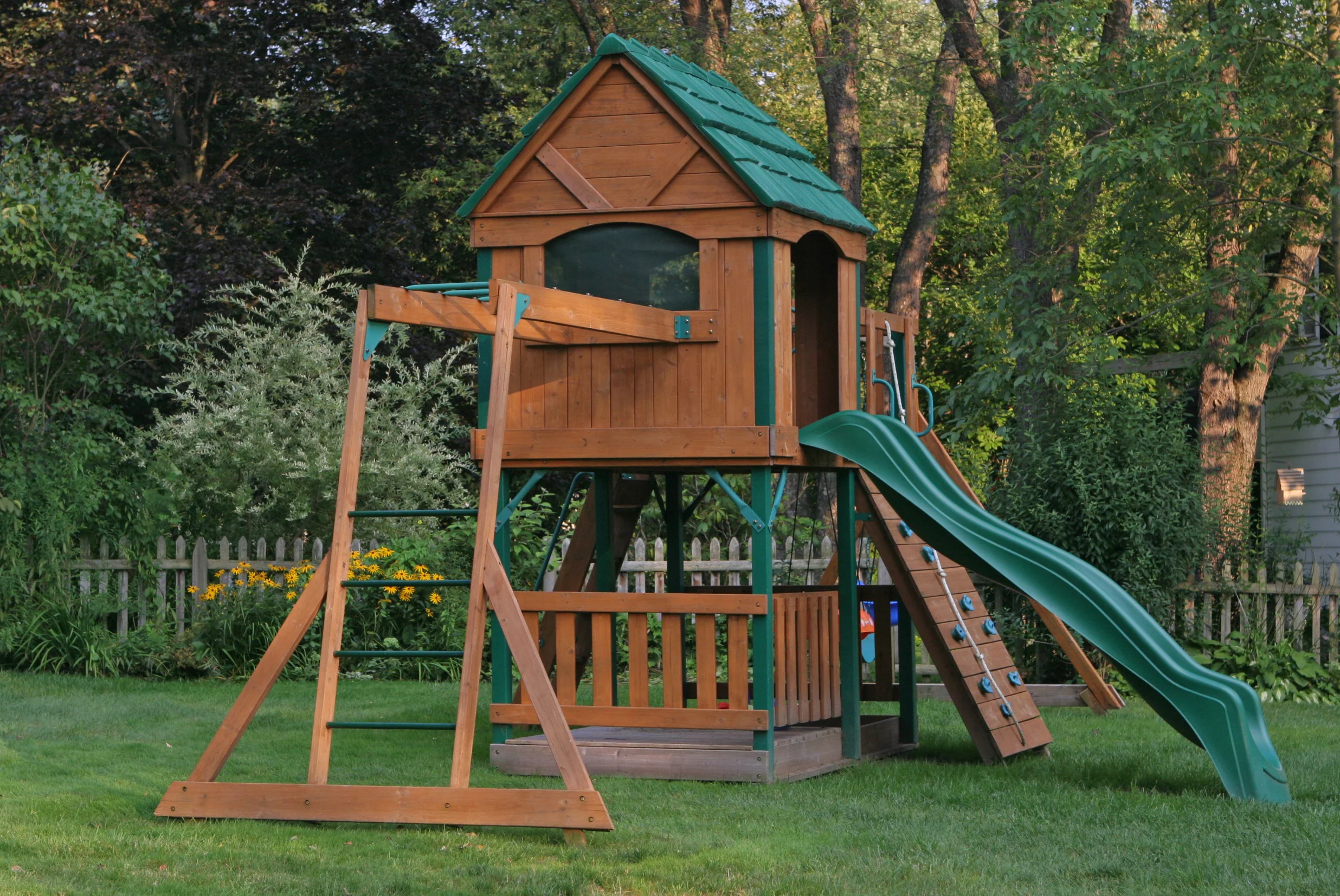 4 Landscape Design Ideas for Creating the Perfect Playground for Kids in Somers, NY
