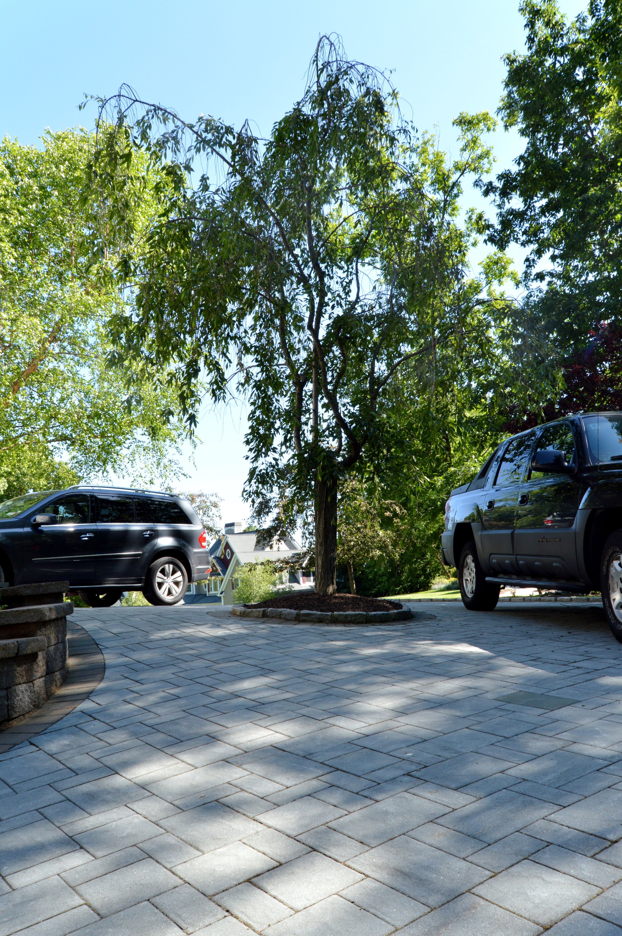 Create a Driveway That Complements Your Home and Landscape Design