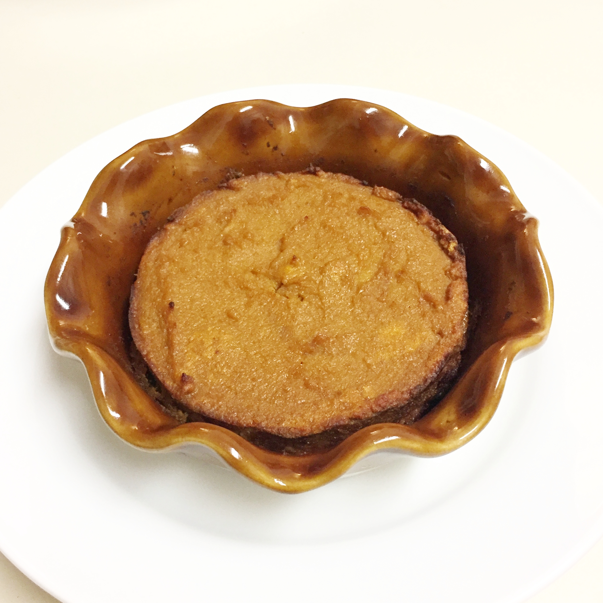 This is the mini version of the crustless pumpkin pie that I made recently.