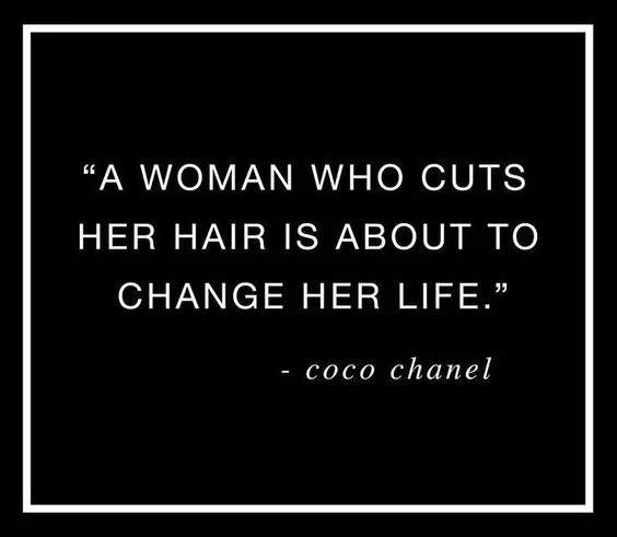 A woman who cuts her hair.jpg