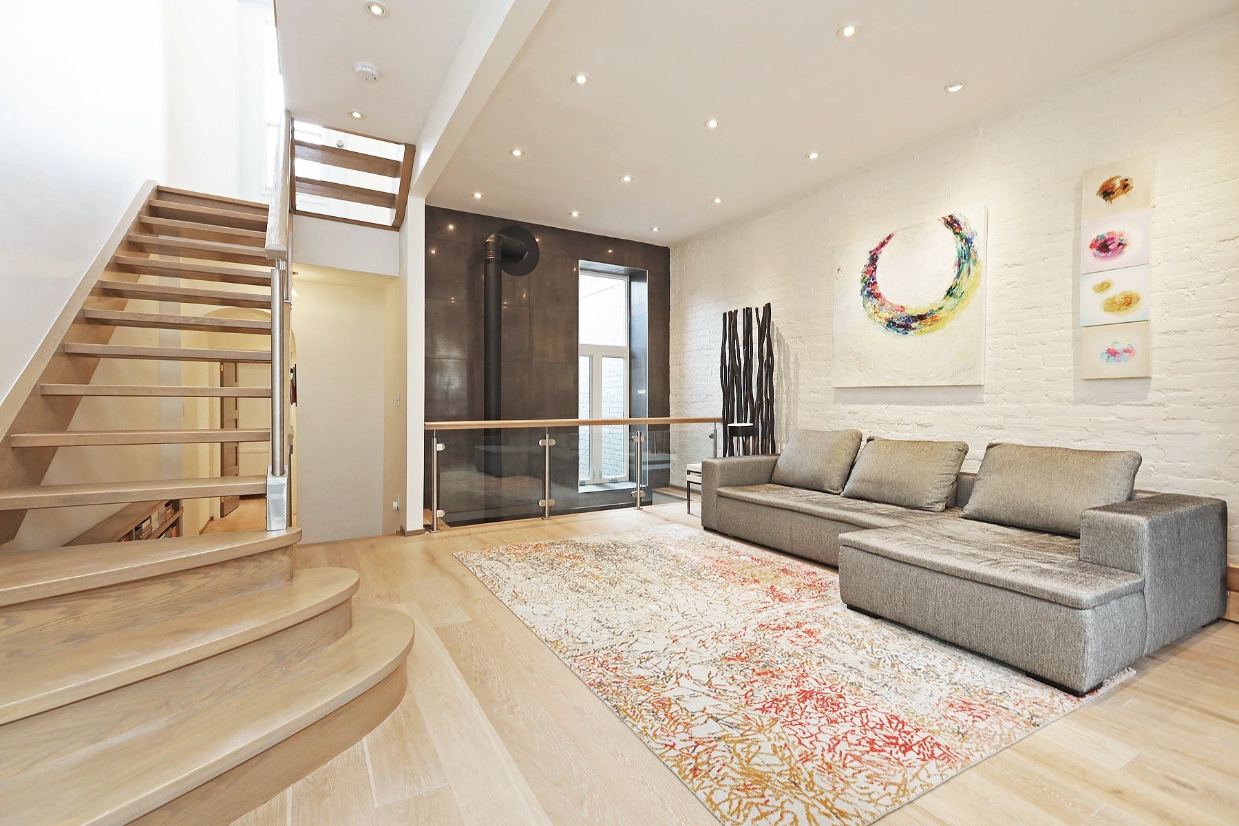 Yorkville Townhouse · Available to July 26, 2024