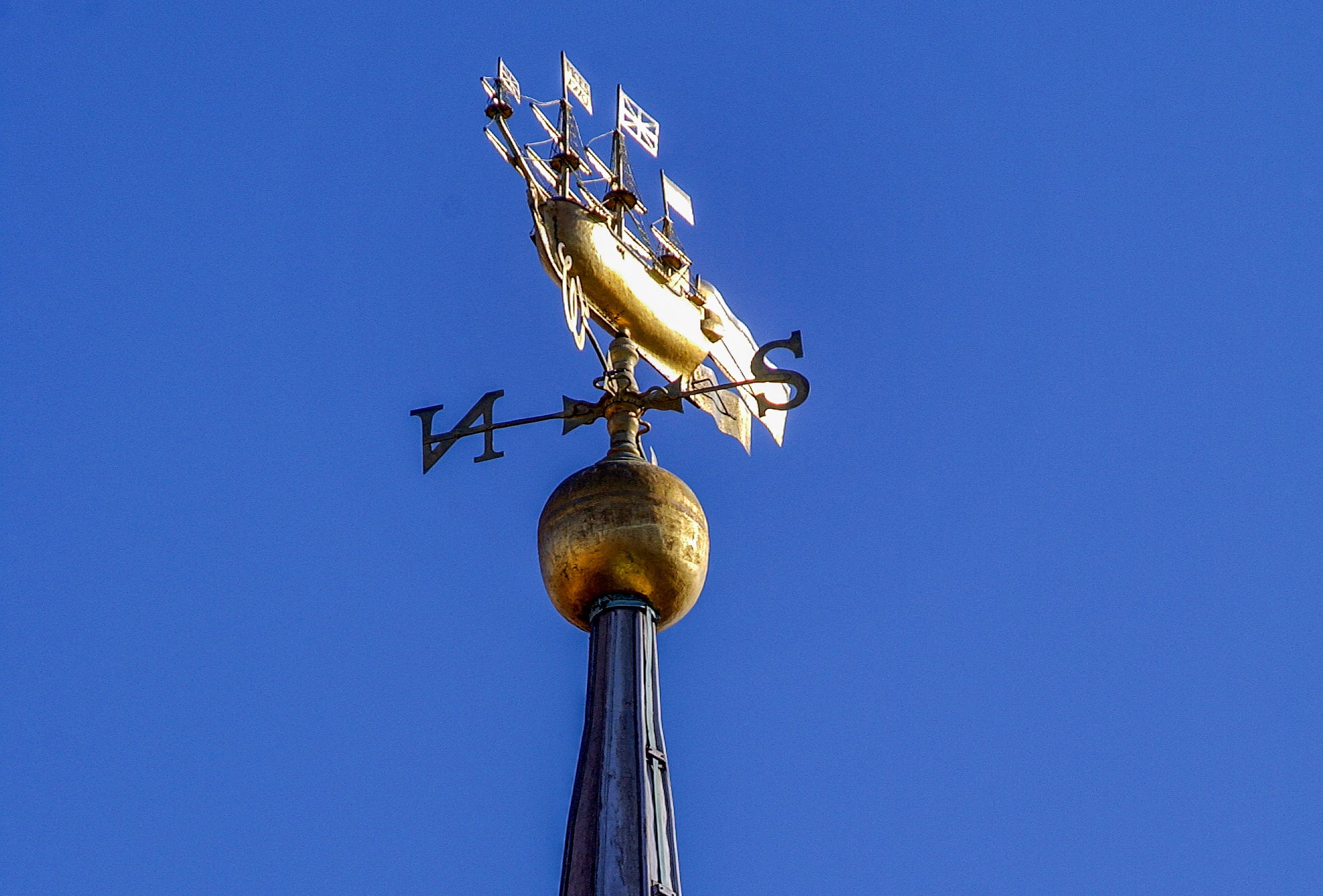Golden Barque to be restored atop Portsmouth Cathedral