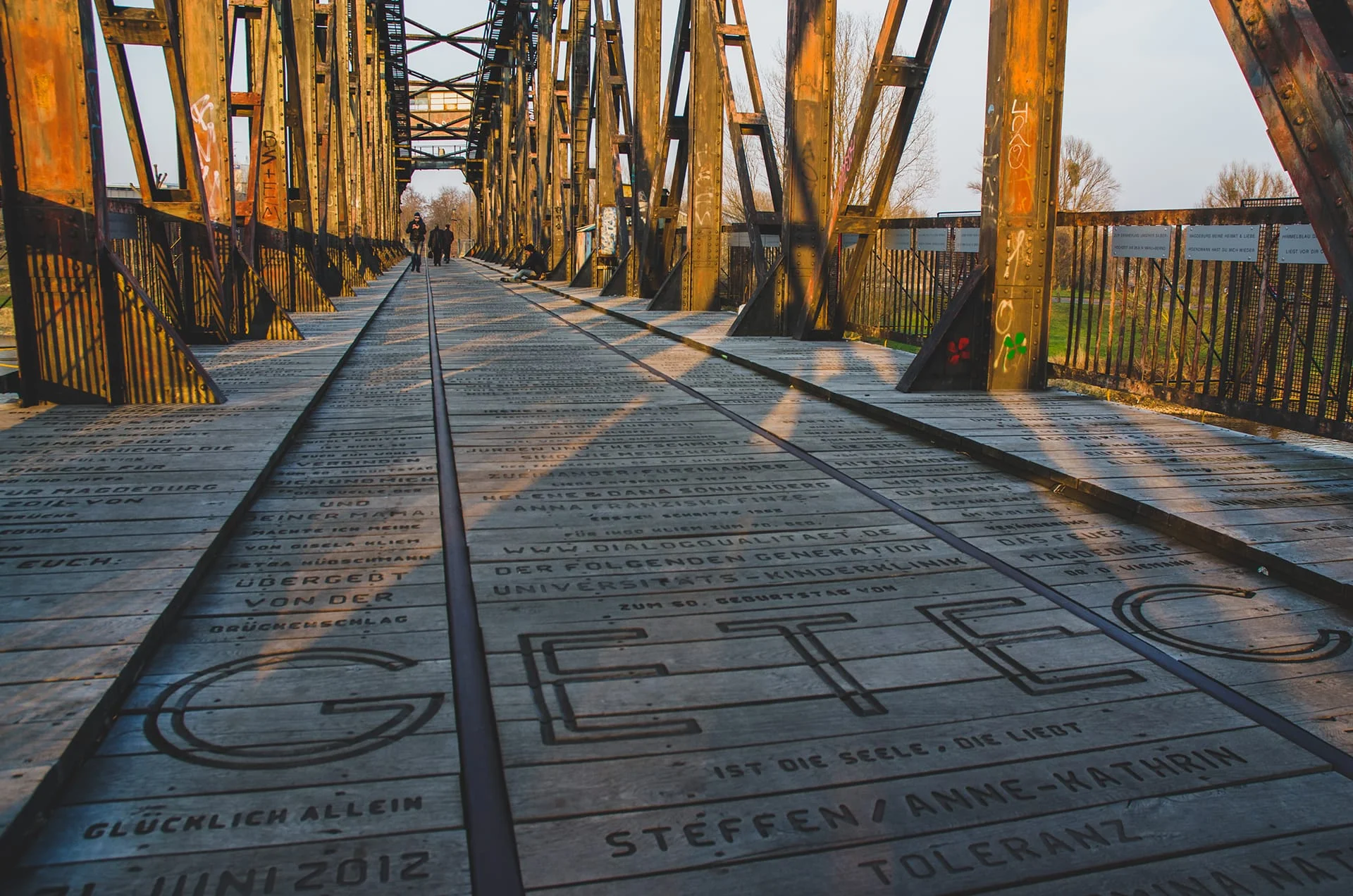 Magdeburg Elbbahnhof Hubbrücke Rolf Onnen