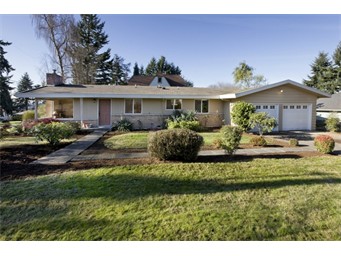 1916 NE 16th St, Renton | $299,900