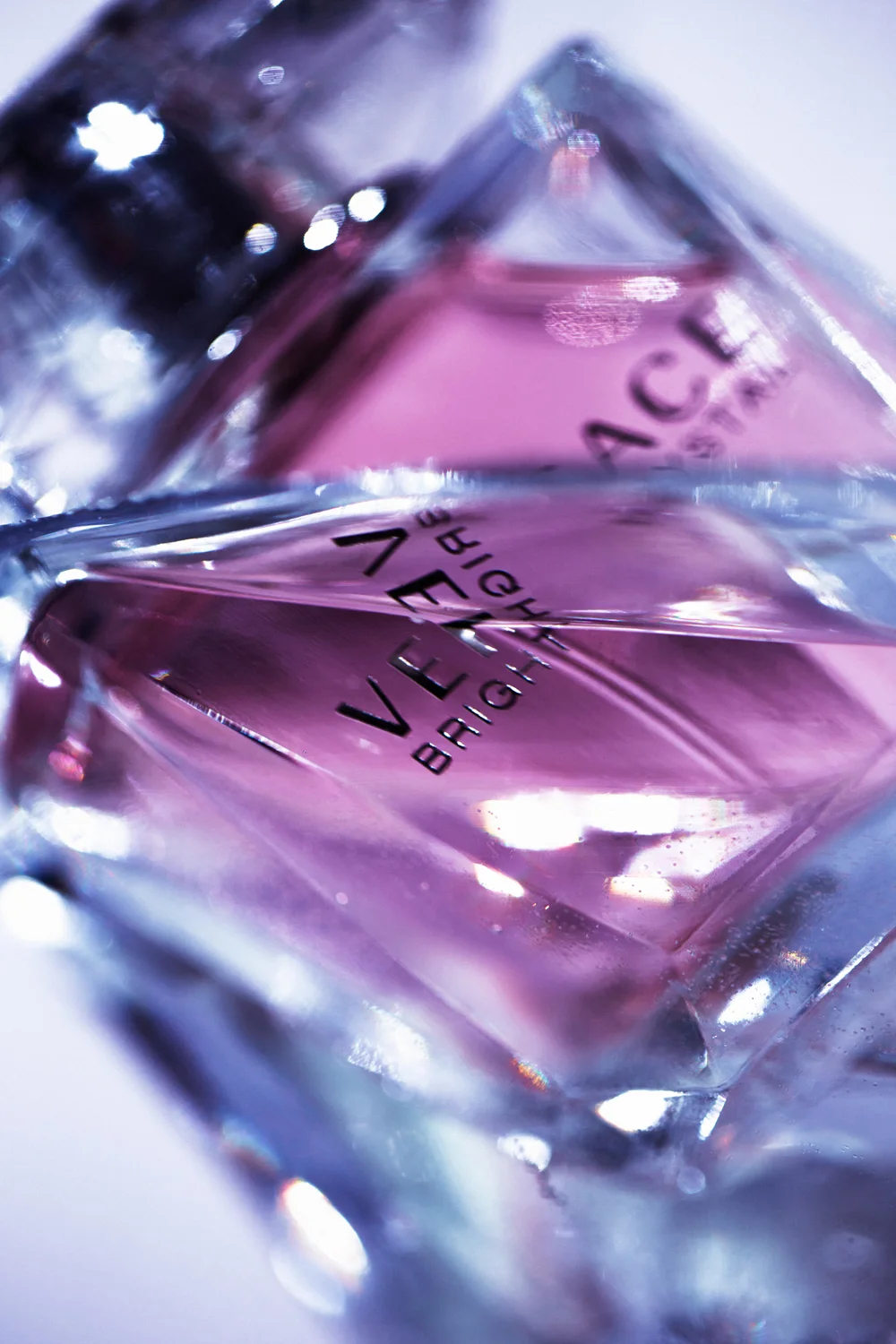 versace_bright_crystal_049c_low_res.jpg