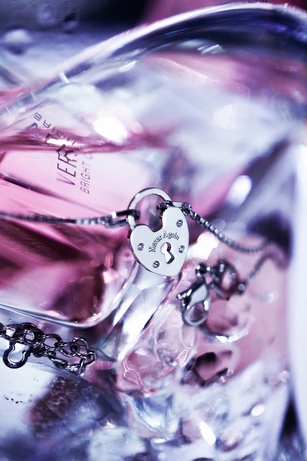 versace_bright_crystal_061_low_res.jpg