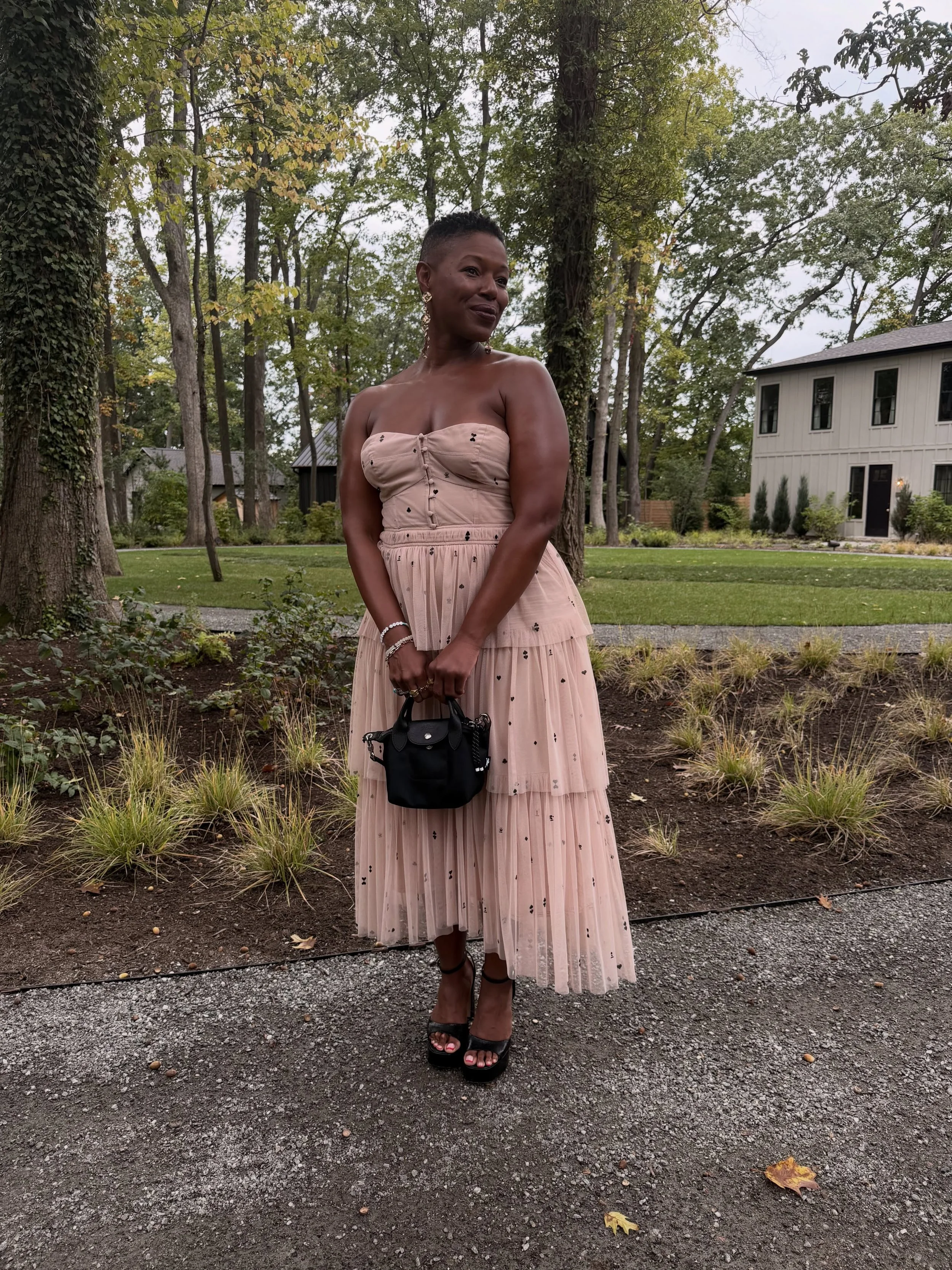 🧚🏾&zwj;♀️ On location. On repeat. 
.
@petiteacres you felt like a dream
@weshinewell you inspire the stars
@nowfoodsofficial you nourish the soul
.
My chocolate heart is full! 🤎 Thank you for a lovely time.
.
Stay Brave in your pursuit of JOY! 💌
