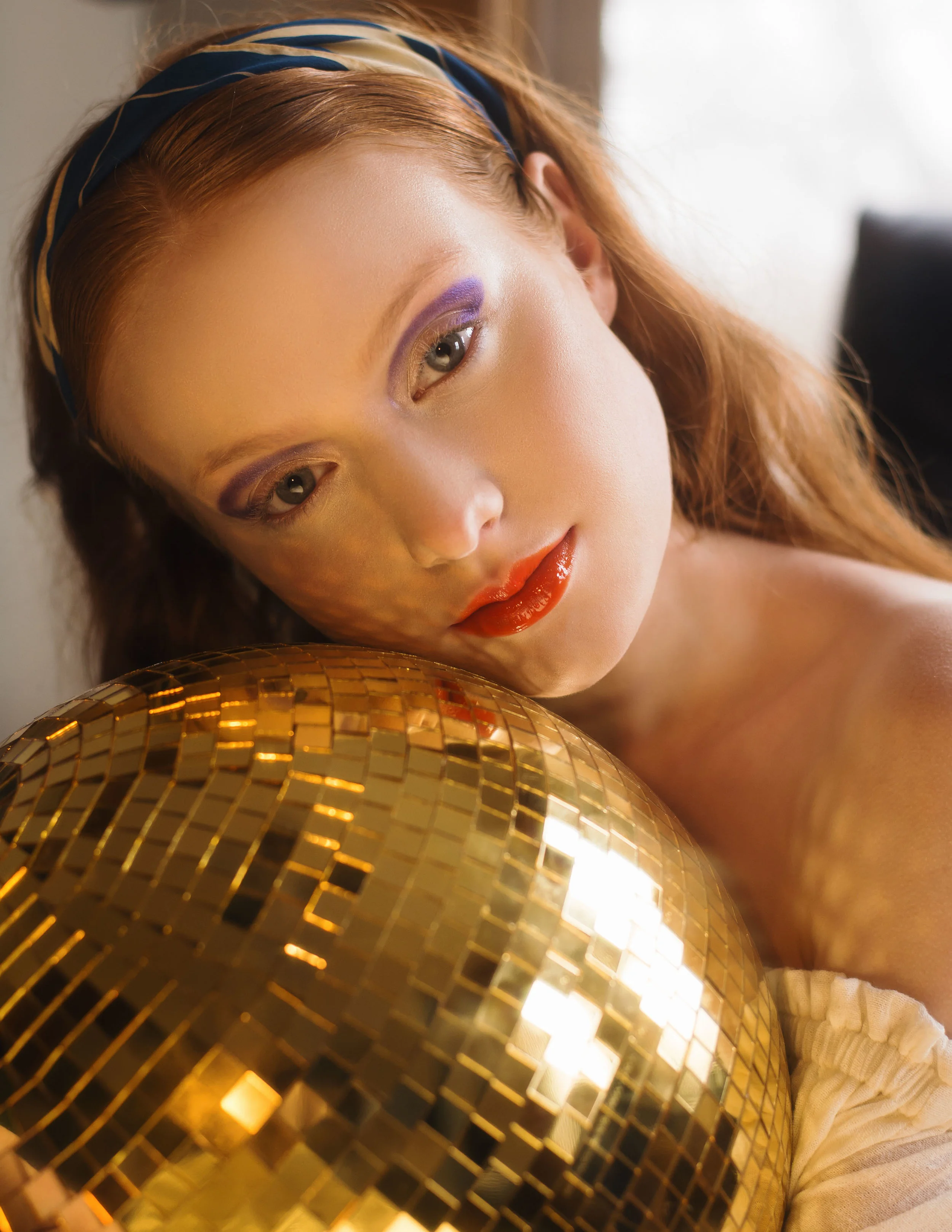 Model: Rebecca Agency: Ford Models Makeup & Art Direction: Erica Janssen Hair: Ania Lisikiewicz Photographer: Colleen Carney Stylist: Francesca Gabrielle