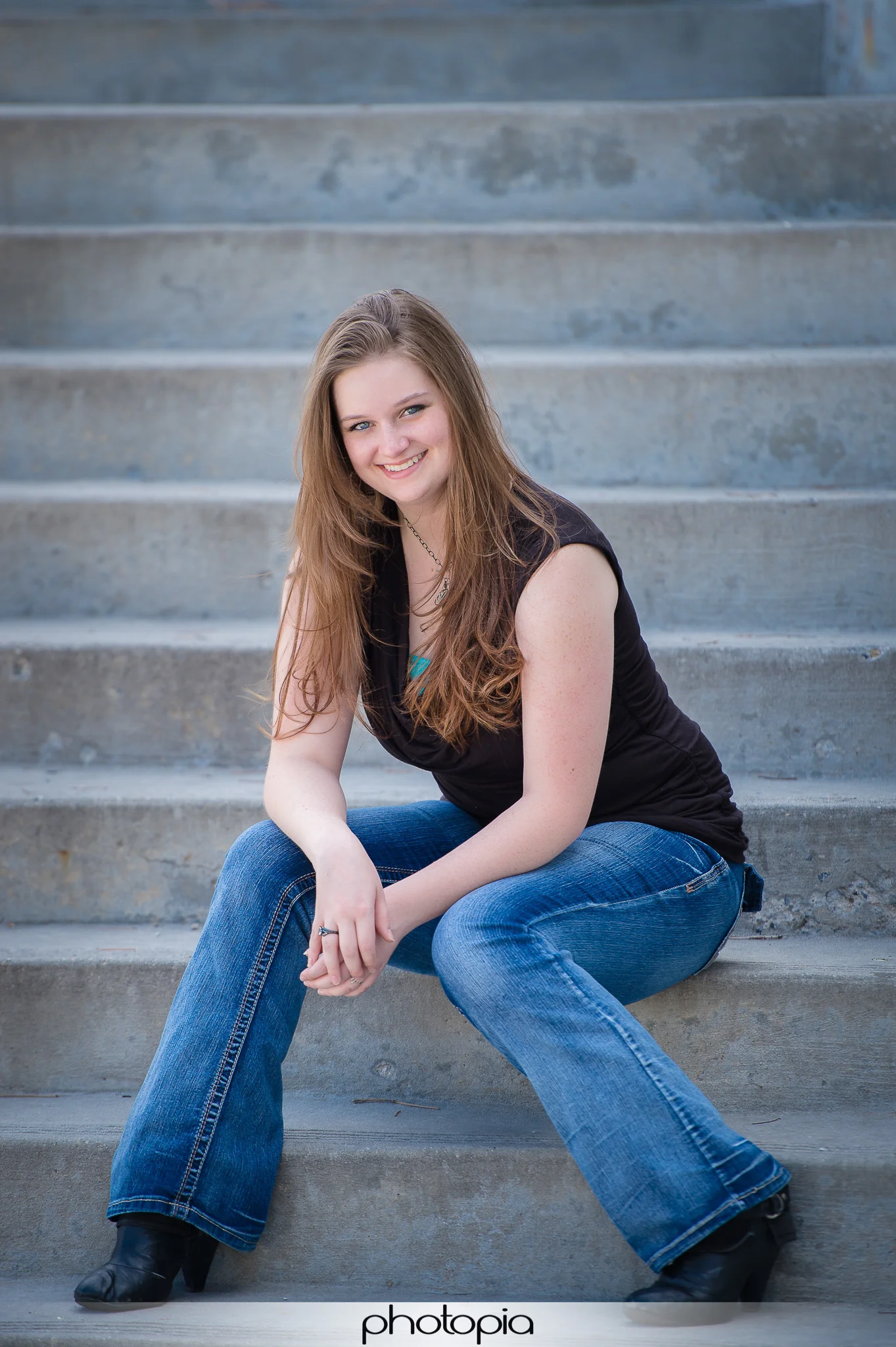 Senior portraits--5.jpg