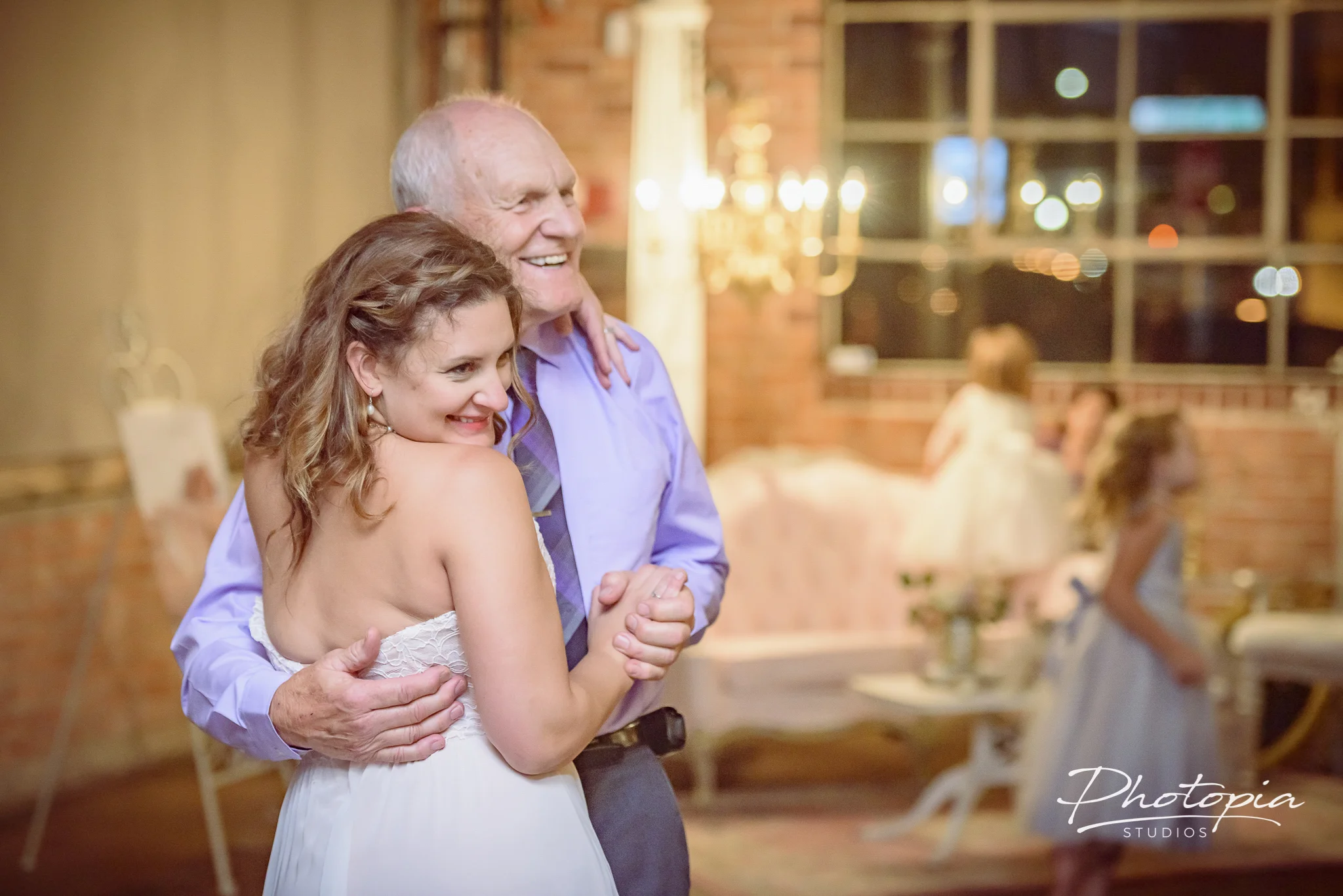 Amanda and Robby - Thanksgiving point wedding