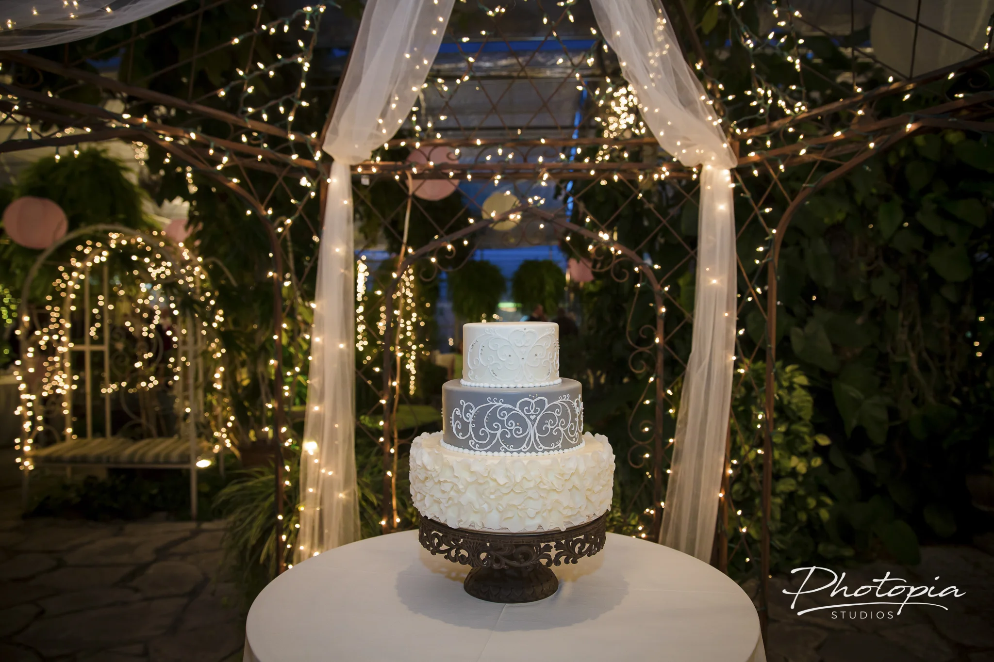 Cassie and Sendie | Le Jardin