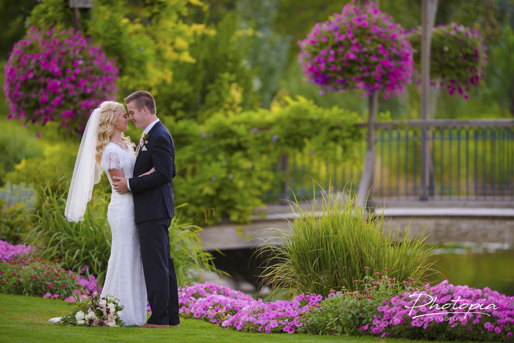 Kelly and Colton | Thanksgiving Point Gardens