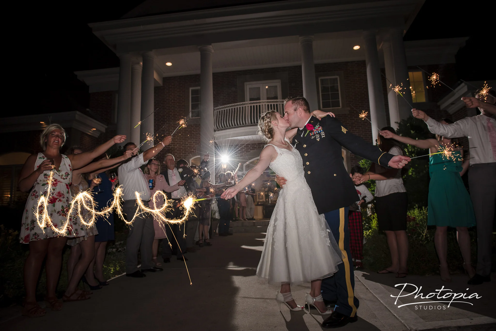 Lindsey and Mike | Magnolia Grove Reception center