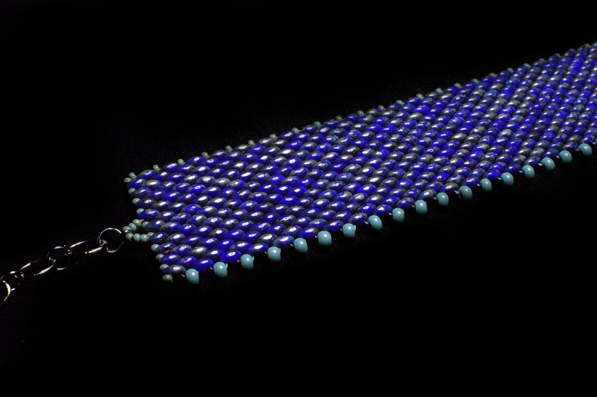 LAPIS LAZULI SEED BEADS CHOKER.JPG