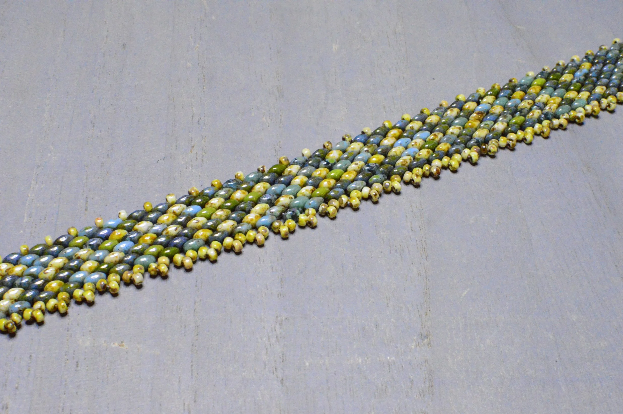 yellow snakeskin beaded choker.JPG