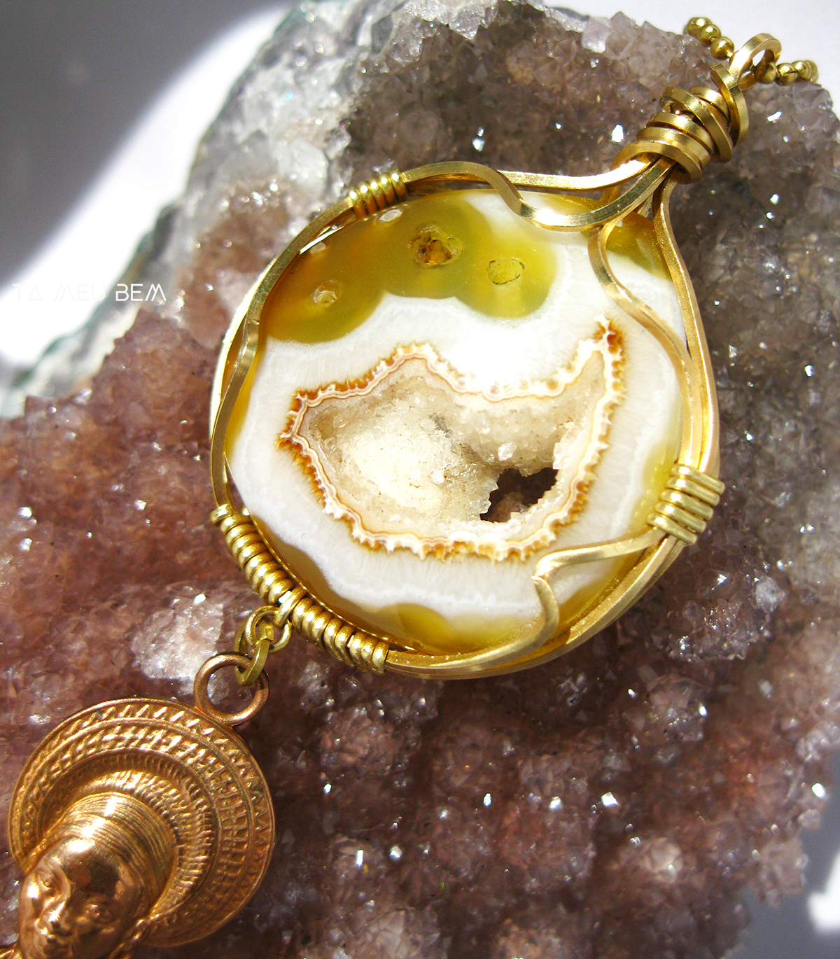 My Gele Beauty wire wrapped Druzy Agate and vintage African woman necklace. Close up of this beautiful Druzy. See more of my ancestral and ethnic work here .